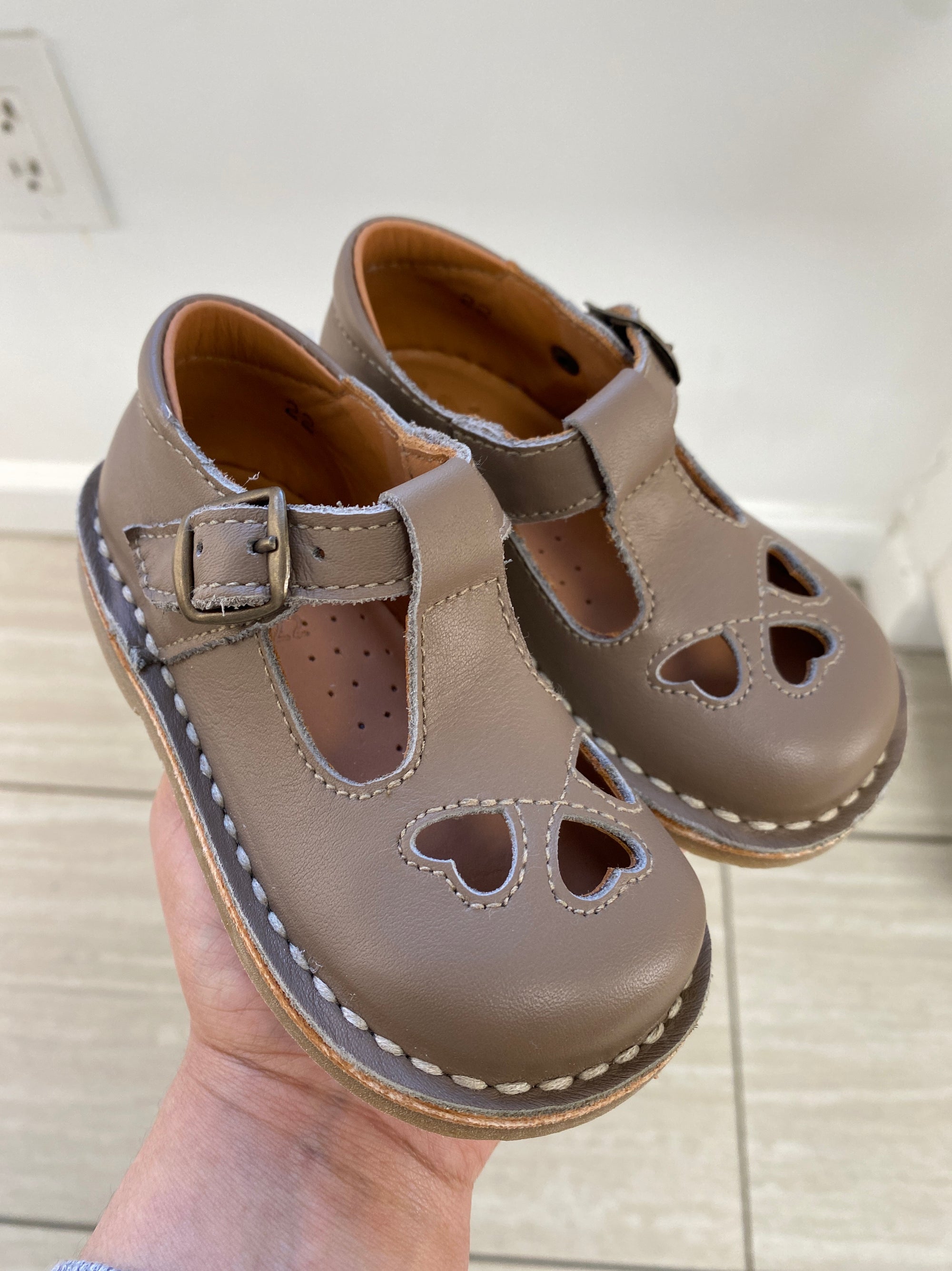 Papanatas Hazelnut Heart Cutout T Strap-Tassel Children Shoes