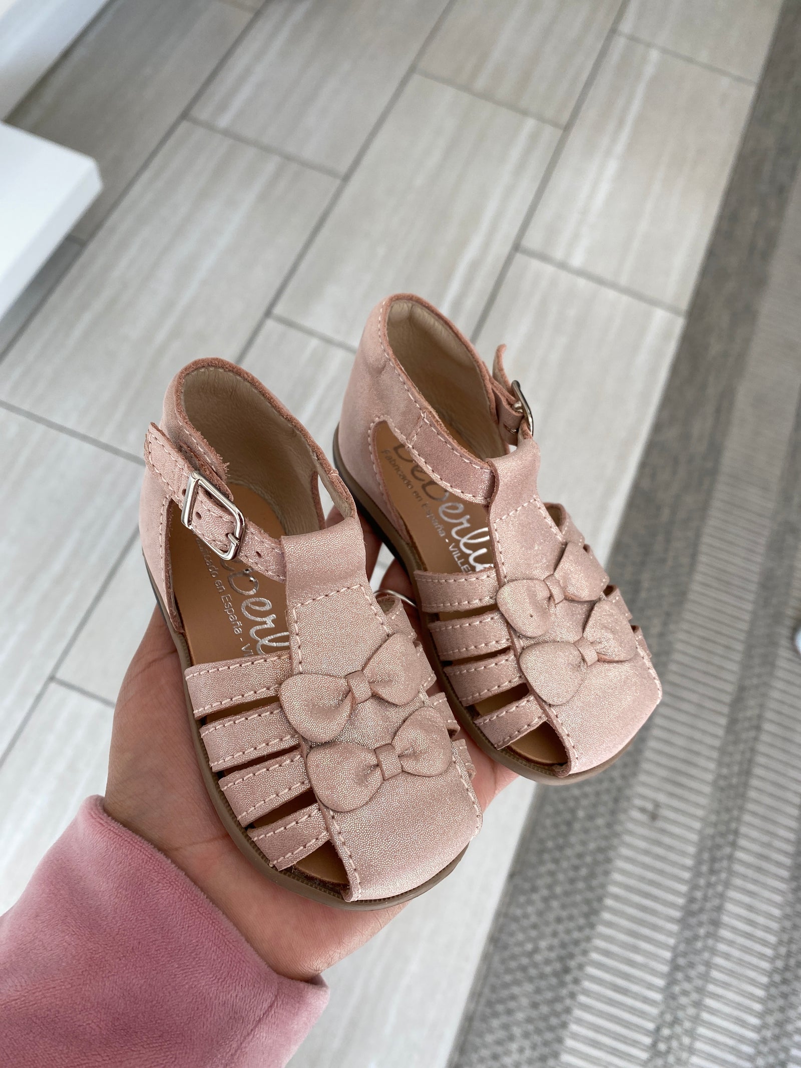 Beberlis Pink Shimmer Bow Gladiator Baby Sandal-Tassel Children Shoes