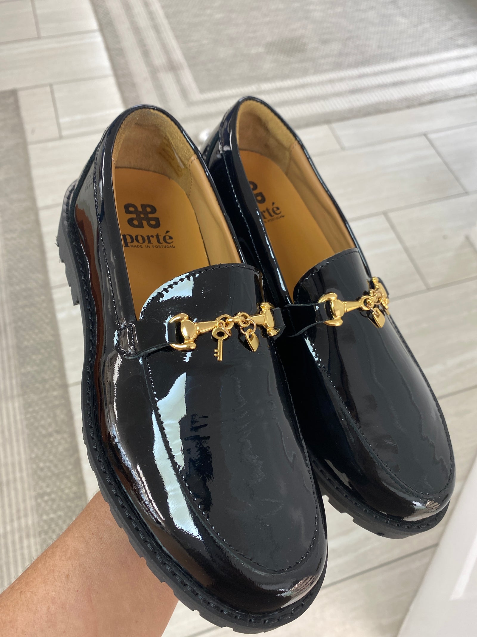 Porte Black Patent Charm Loafer-Tassel Children Shoes