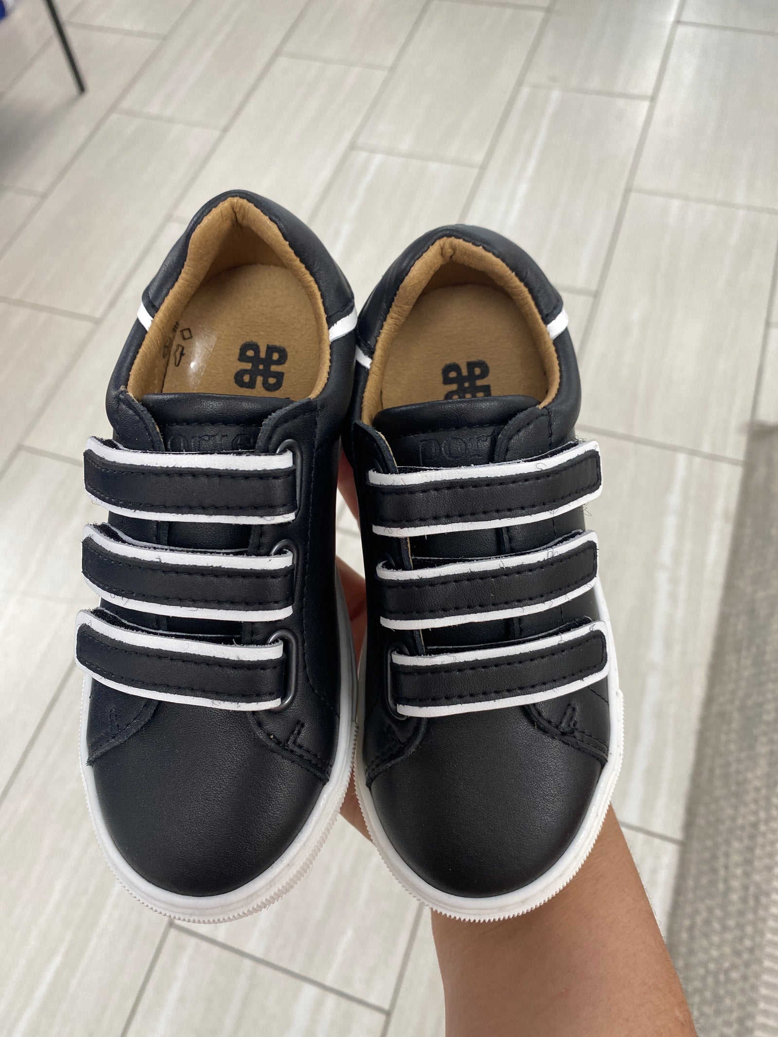 Porte Black and White Velcro Sneaker-Tassel Children Shoes