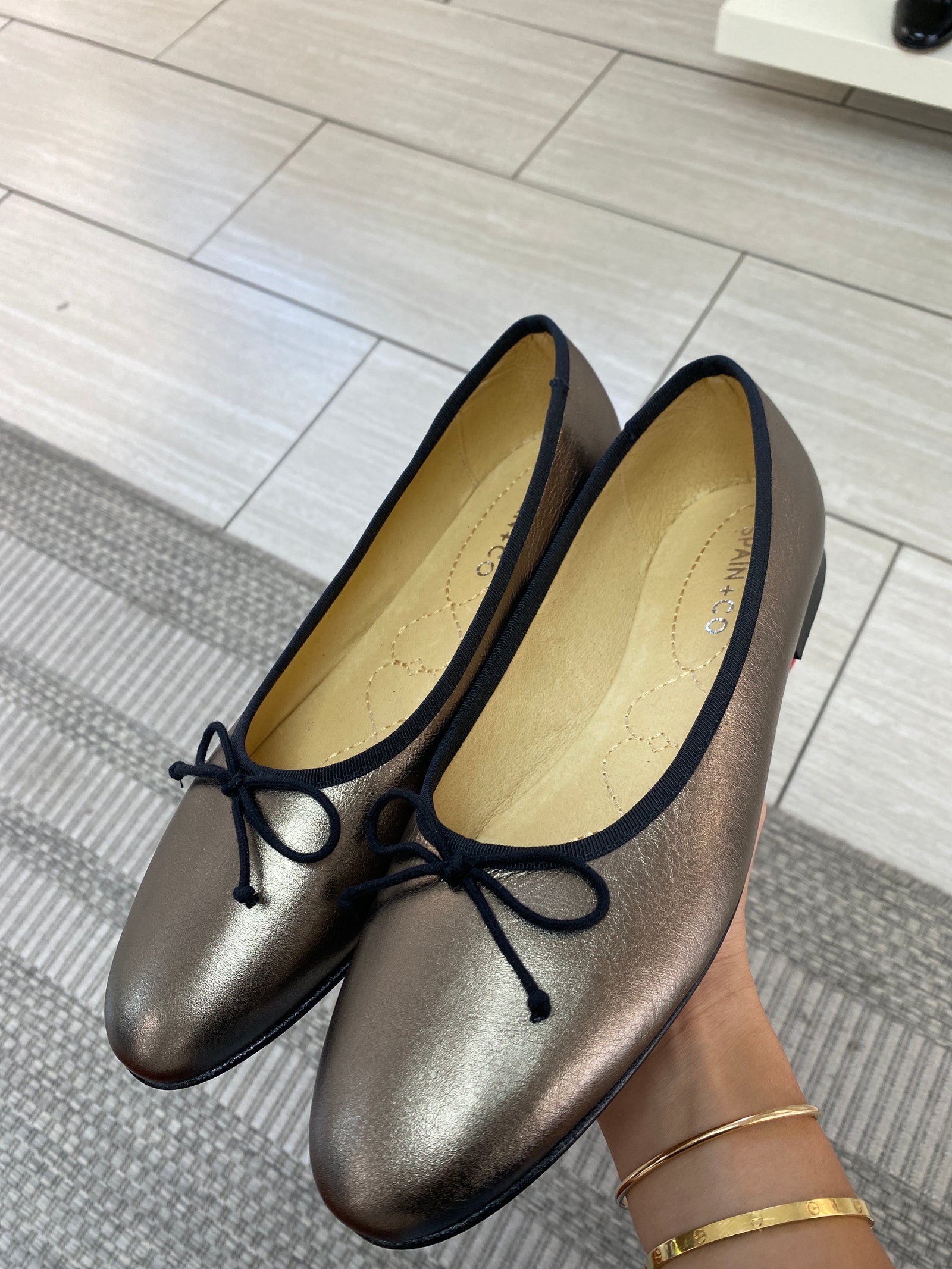 Spain+Co Bronze Leather Bow Flat-Tassel Children Shoes