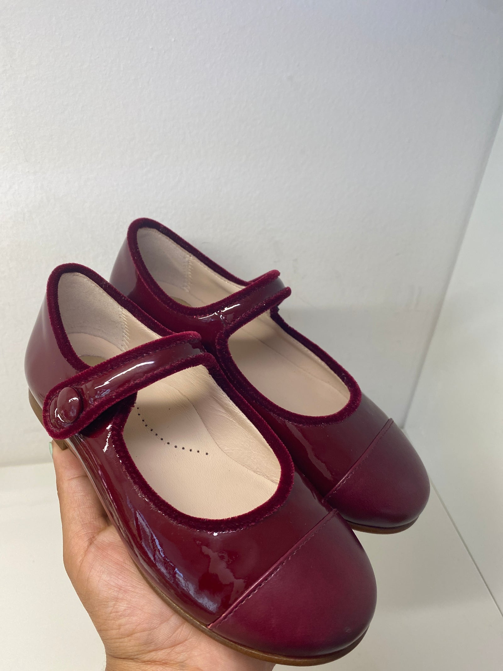 Beberlis Burgundy Patent and Velvet Captoe Mary Jane-Tassel Children Shoes