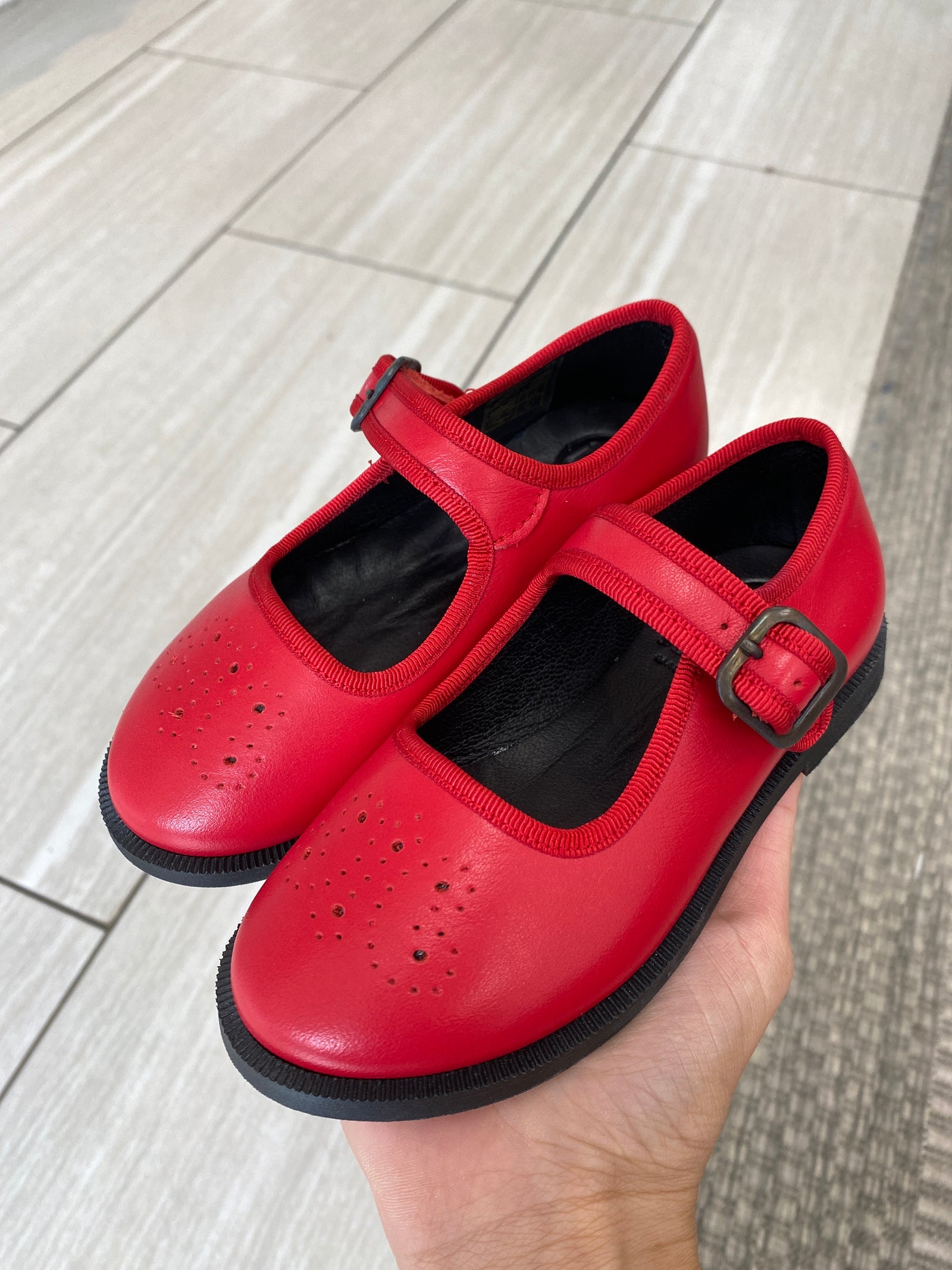 Blublonc Red Perf Buckle Mary Jane-Tassel Children Shoes