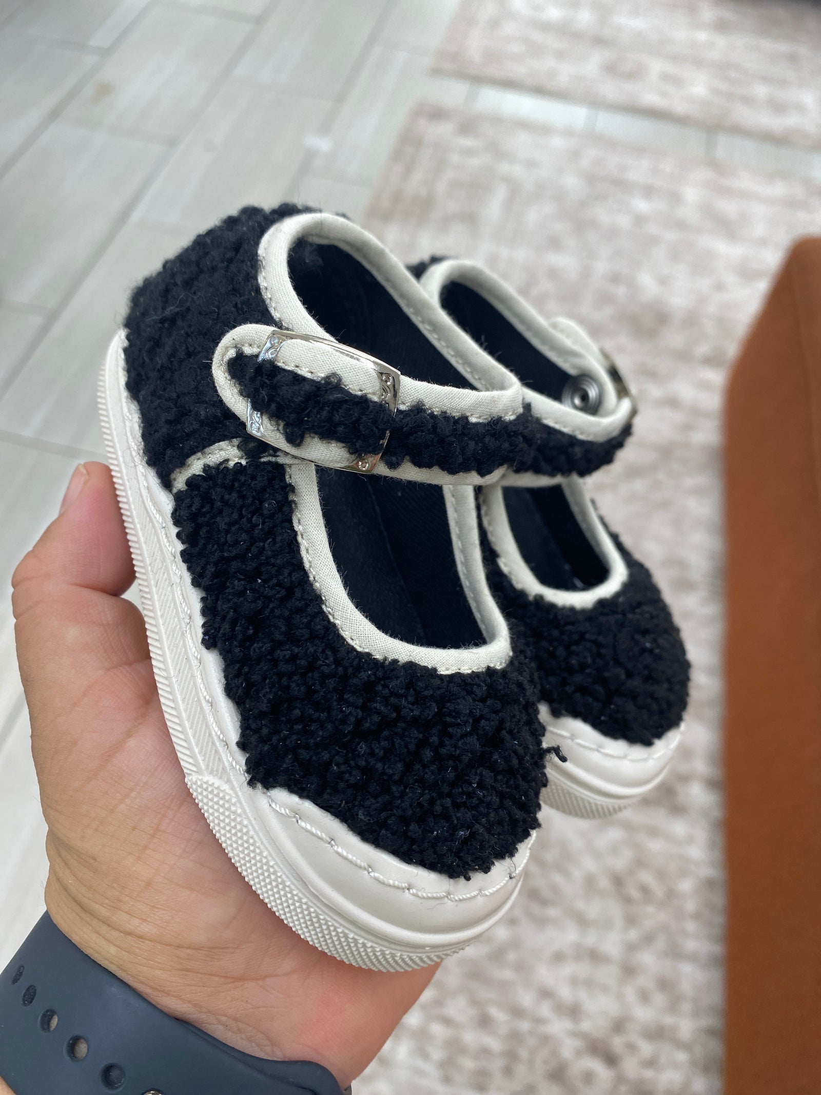 Pepe Black Fur Strap Sneaker-Tassel Children Shoes