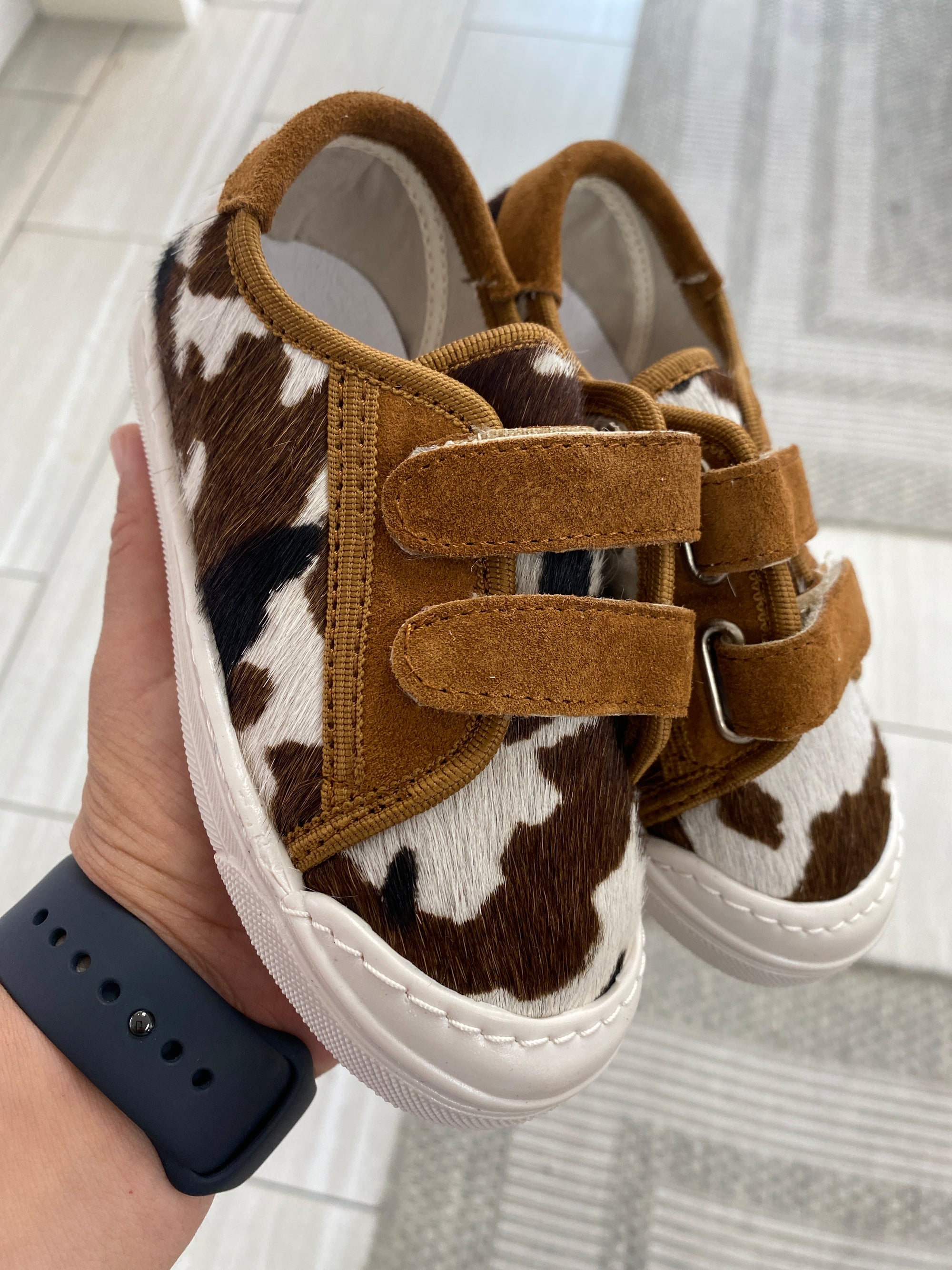 Pepe Cow Fur Velcro Sneaker-Tassel Children Shoes