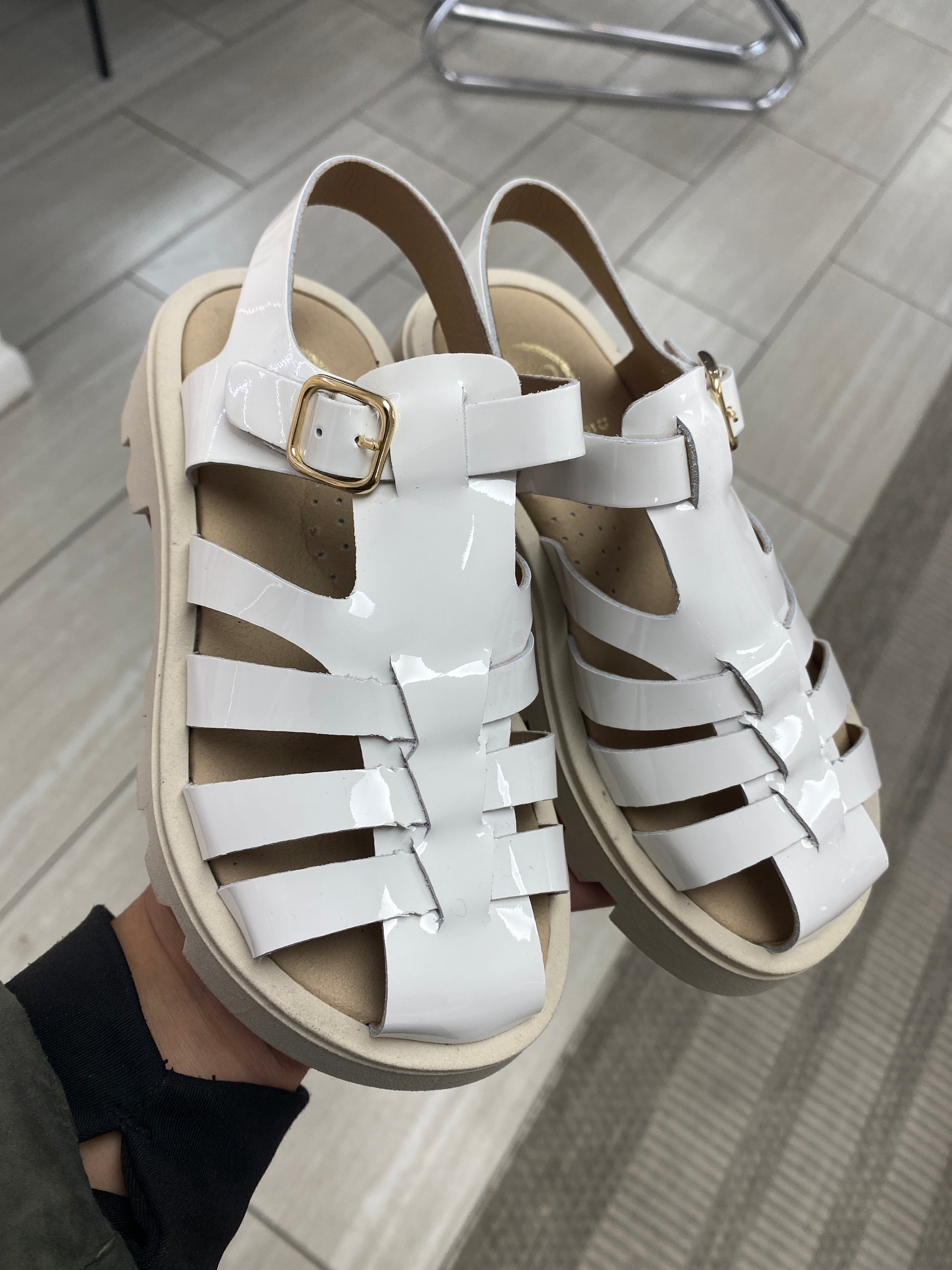 Blublonc White Patent Gladiator Sandal-Tassel Children Shoes