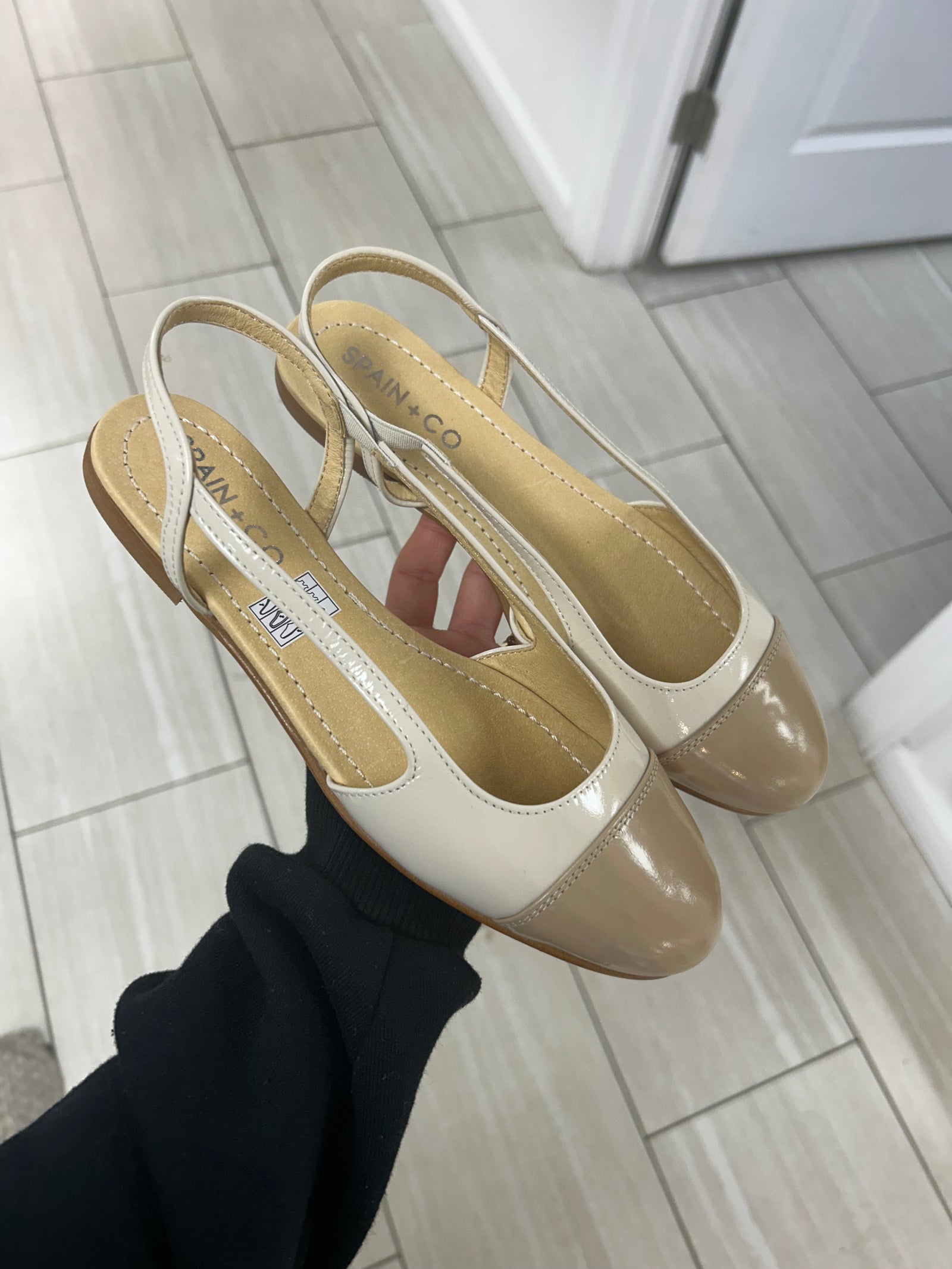 Spain+Co Cream Patent Captoe Slingback-Tassel Children Shoes