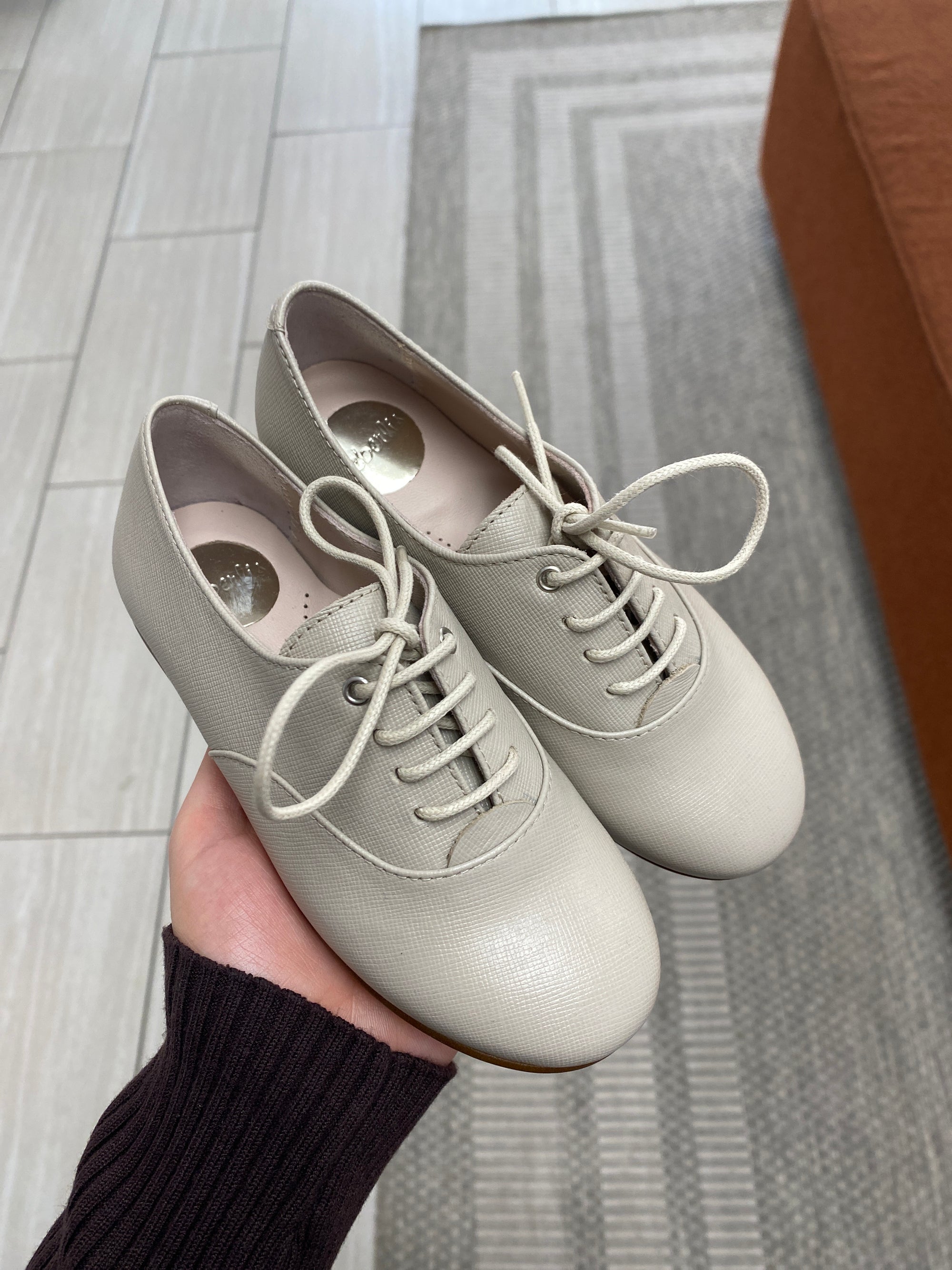 Beberlis Taupe Textured Lace Derby-Tassel Children Shoes
