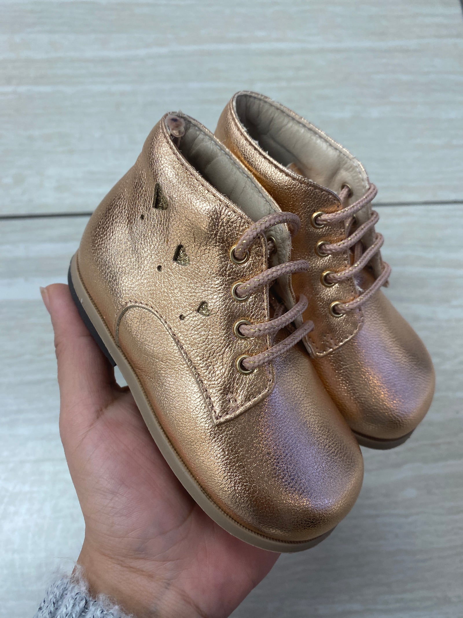 Beberlis Rose Gold Heart Baby Bootie-Tassel Children Shoes