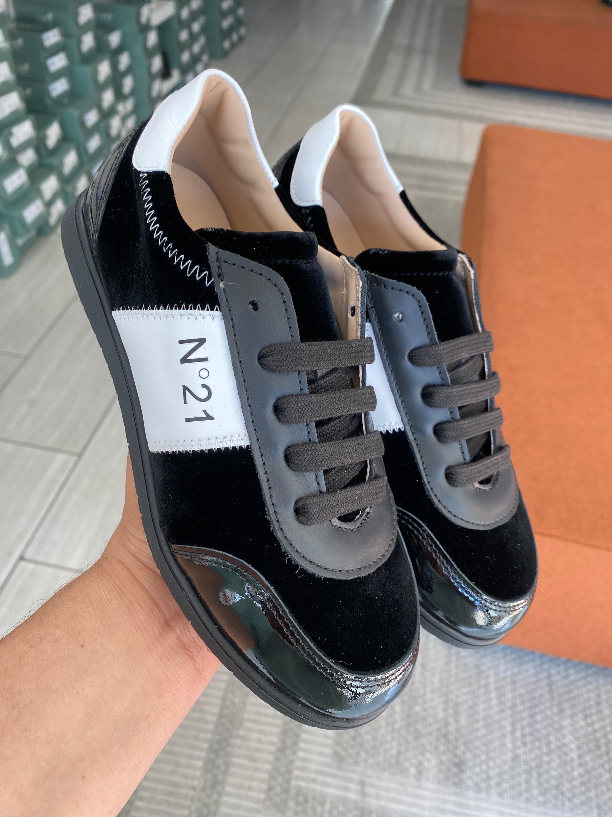N°21 Black and White Racer Sneaker
