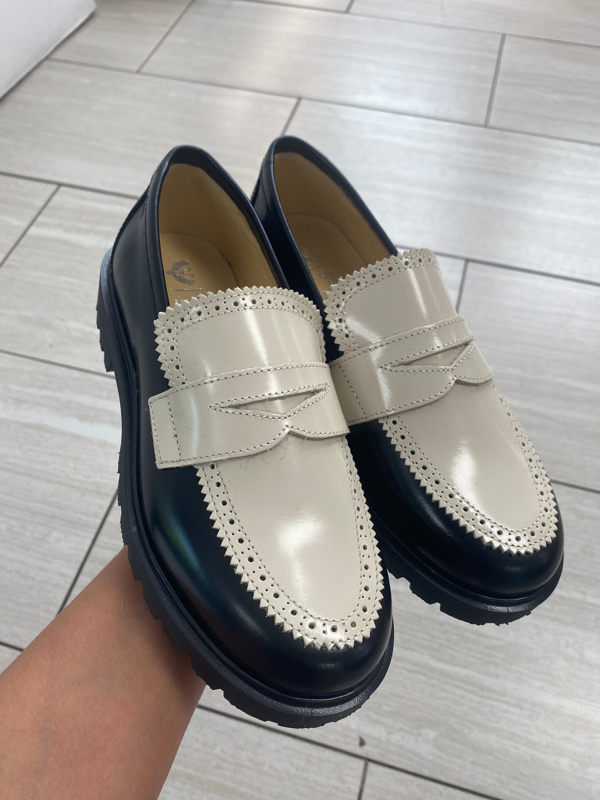 Spain+Co Black and White Florentic Scalloped Penny Loafer-Tassel Children Shoes