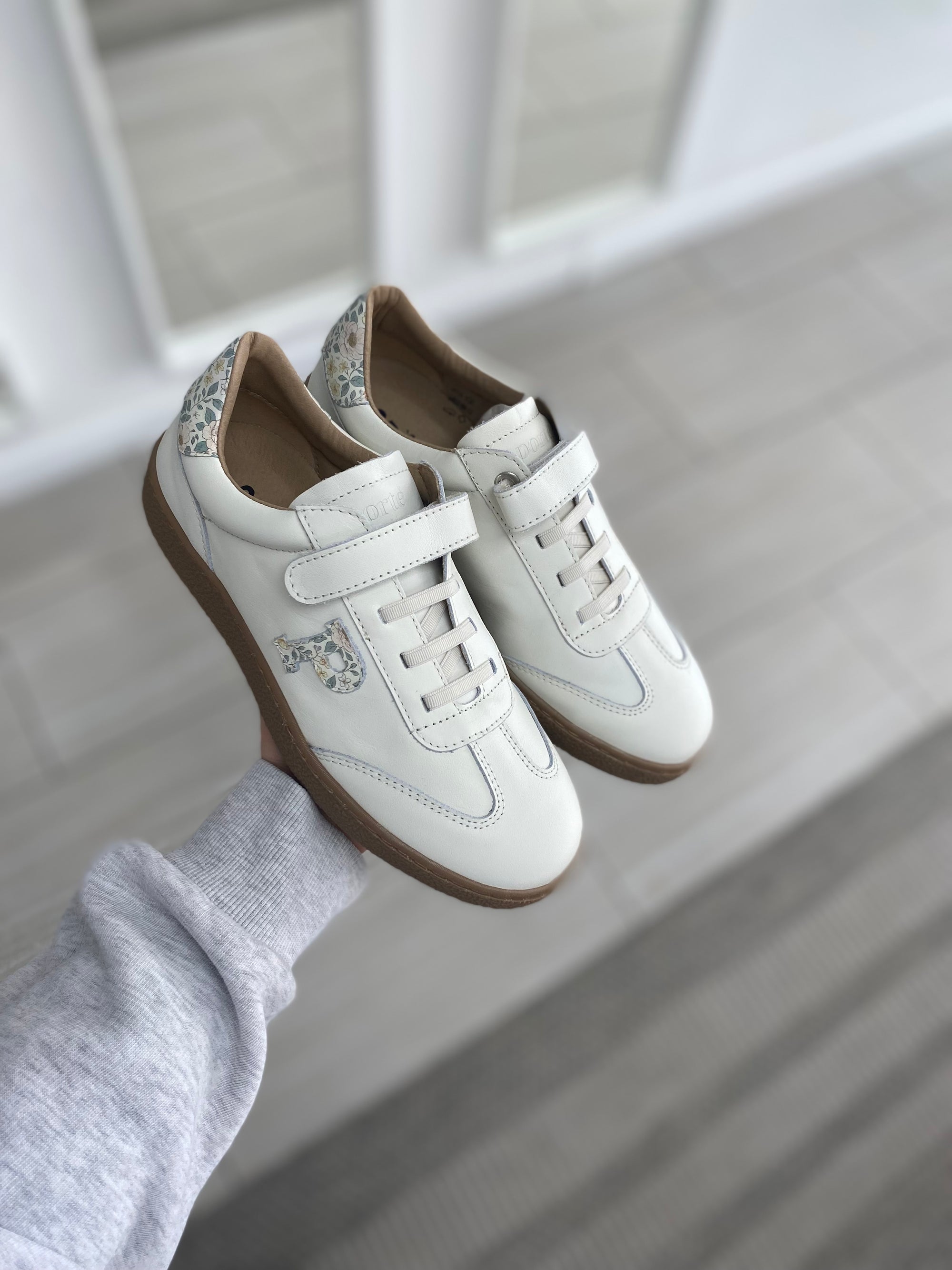 Porte White P Leather Sneaker-Tassel Children Shoes