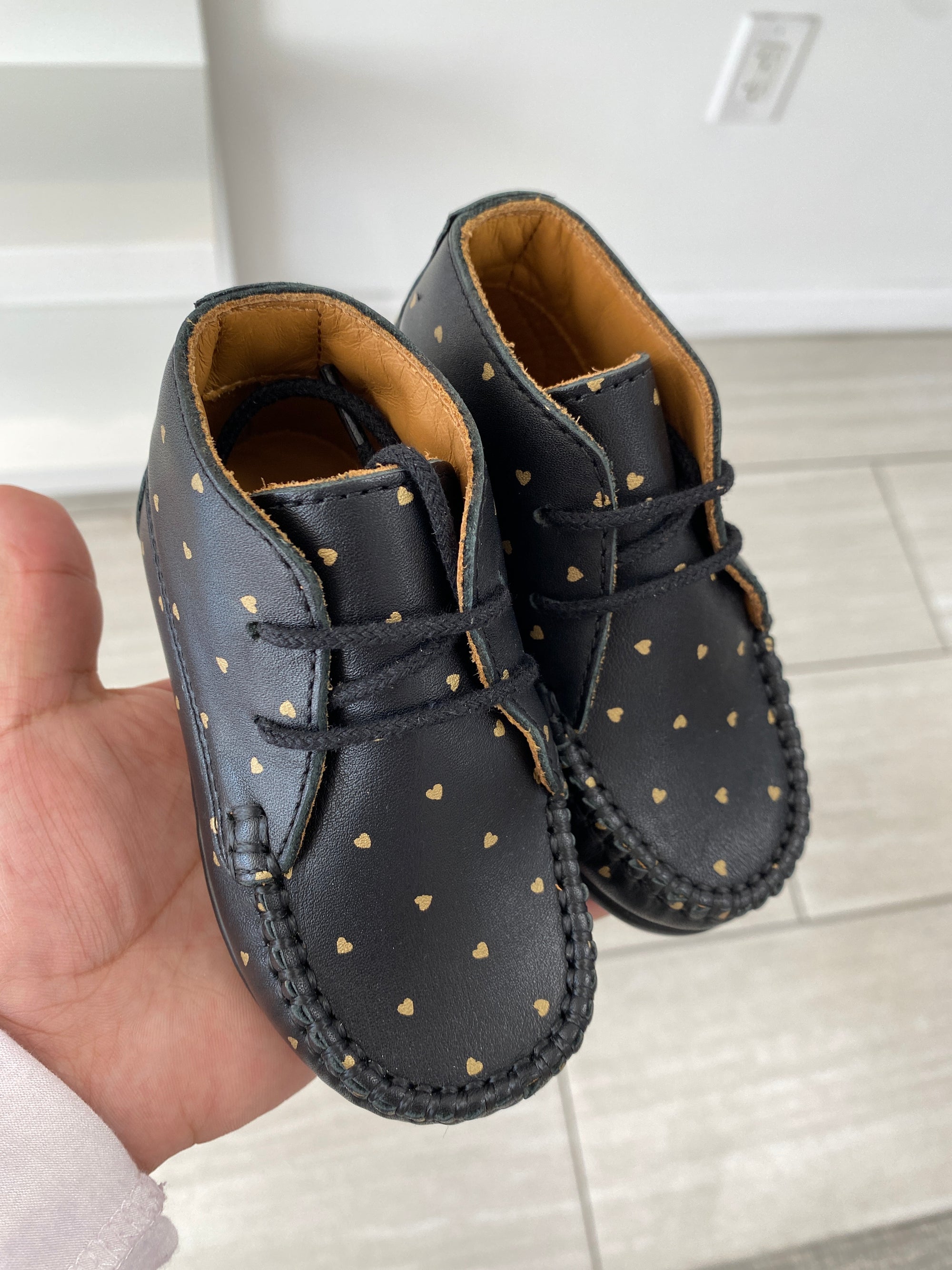 Porte Black and Gold Heart Baby Bootie-Tassel Children Shoes