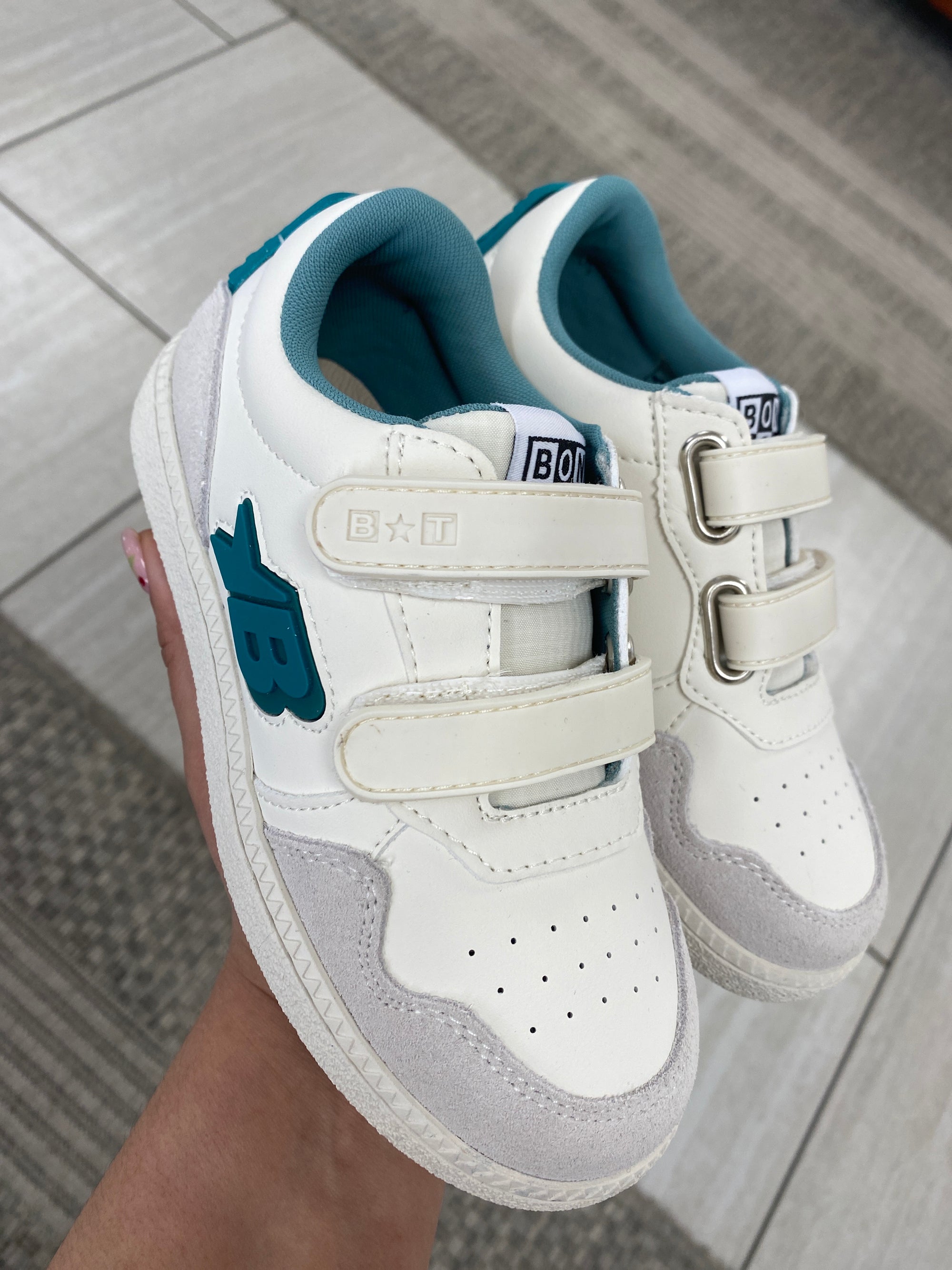 Bonton Green Velcro Sneaker-Tassel Children Shoes