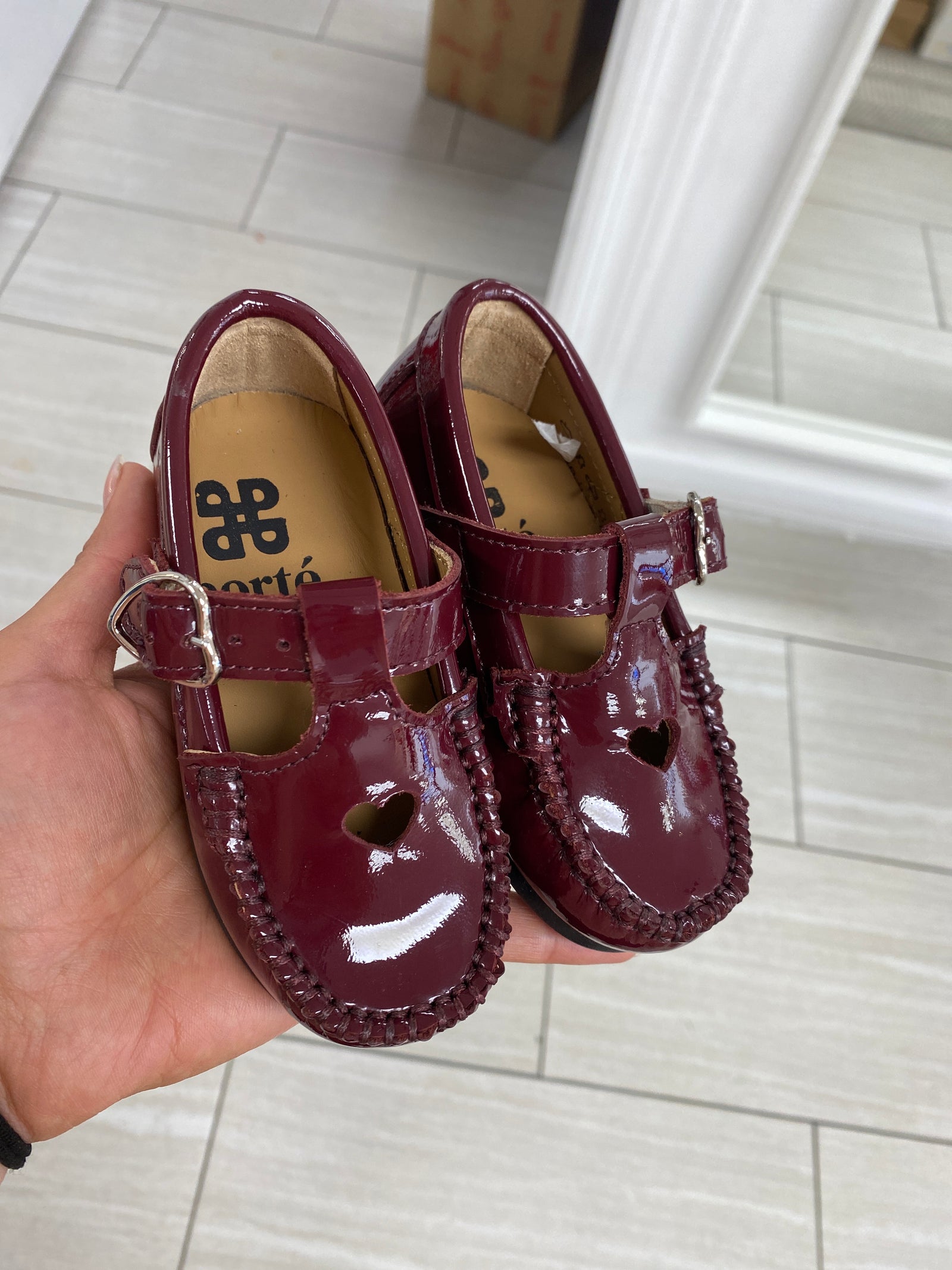 Porte Plumb Patent Heart T Strap Loafer-Tassel Children Shoes