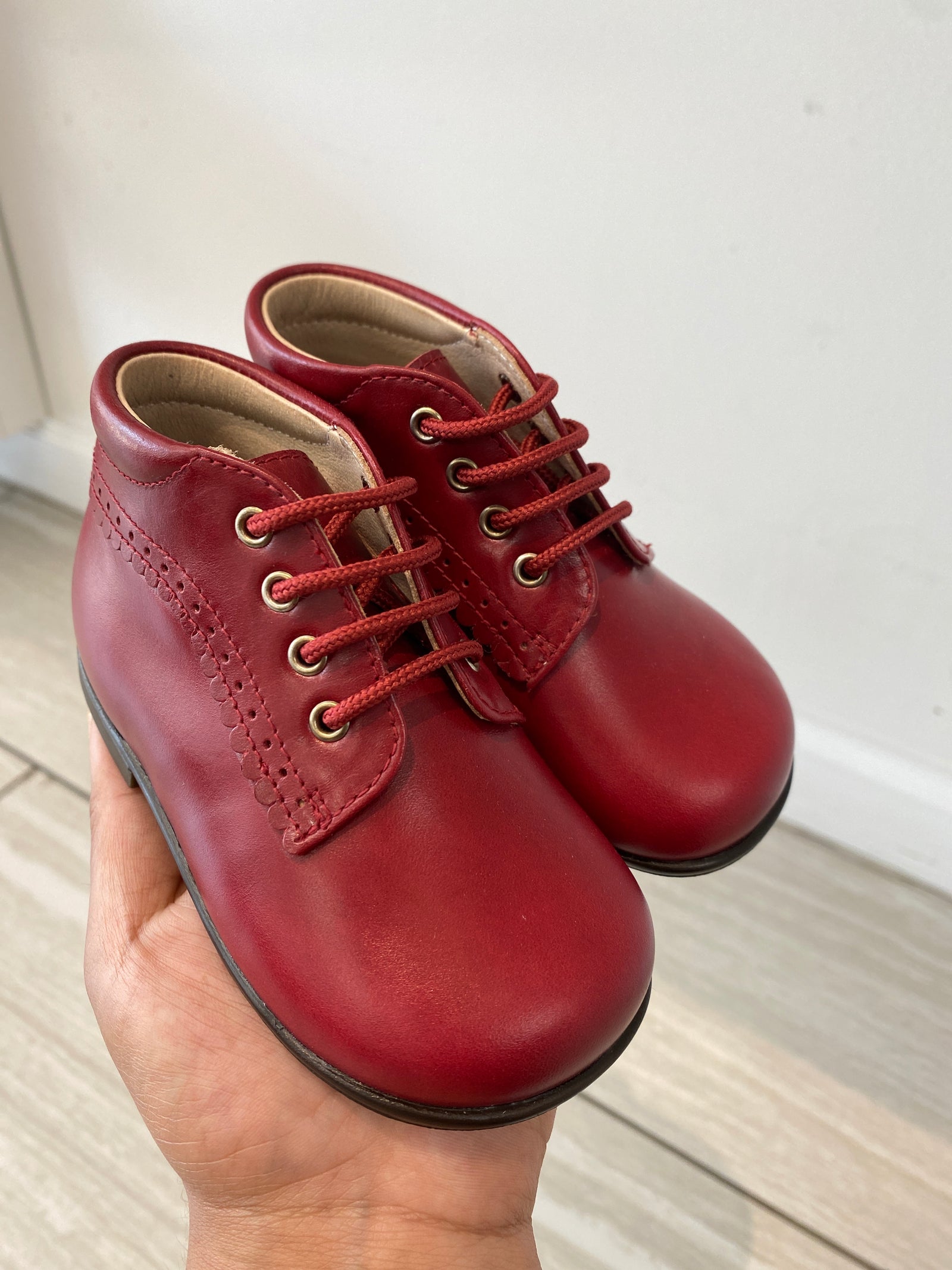 Beberlis Ruby Scalloped Baby Bootie-Tassel Children Shoes