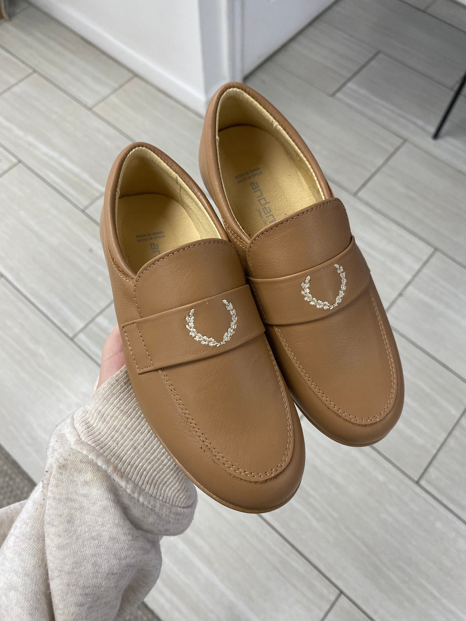 Andanines Camel Crest Smoking Loafer-Tassel Children Shoes