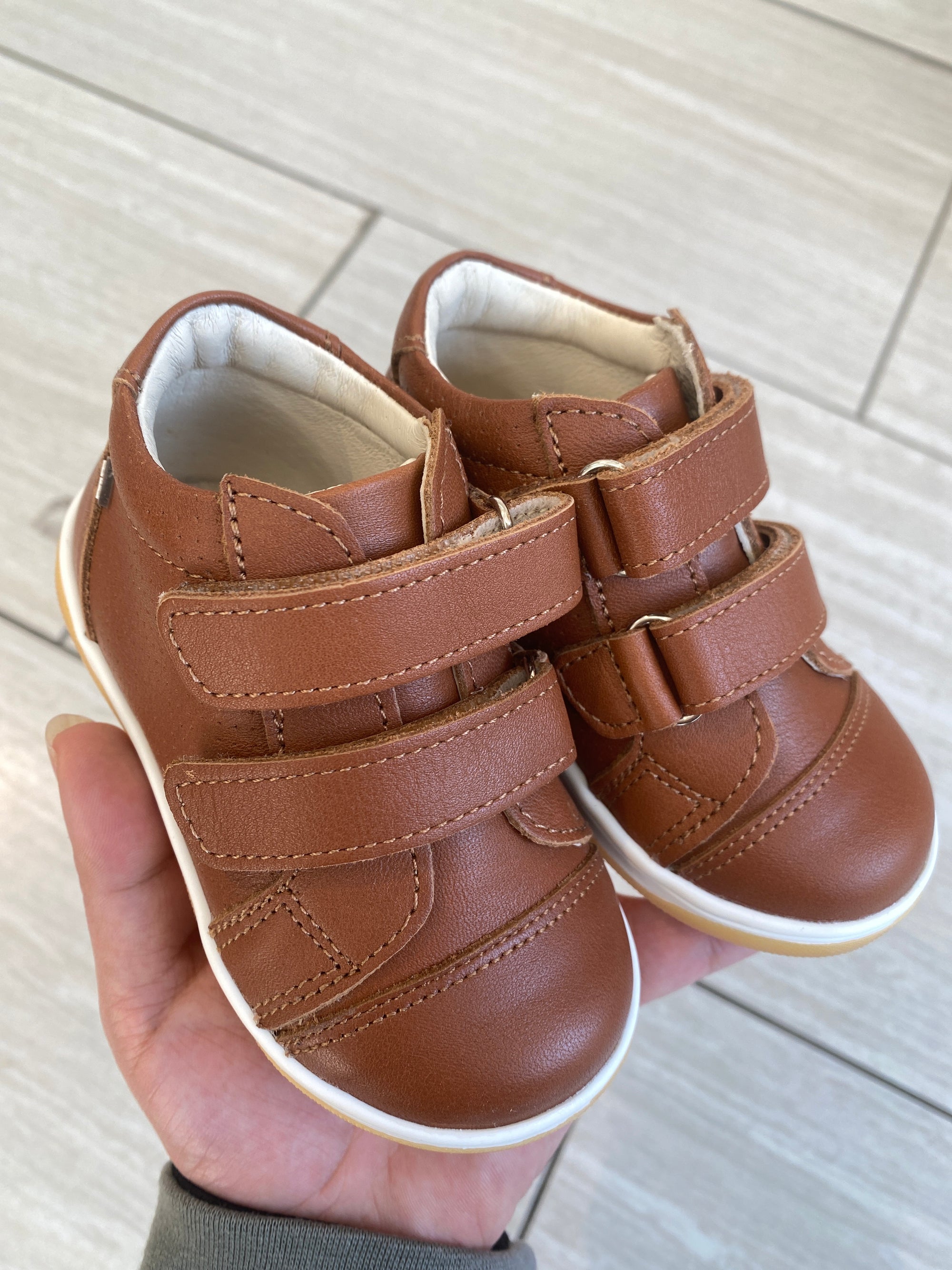 Emel Luggage Velcro Baby Sneaker-Tassel Children Shoes
