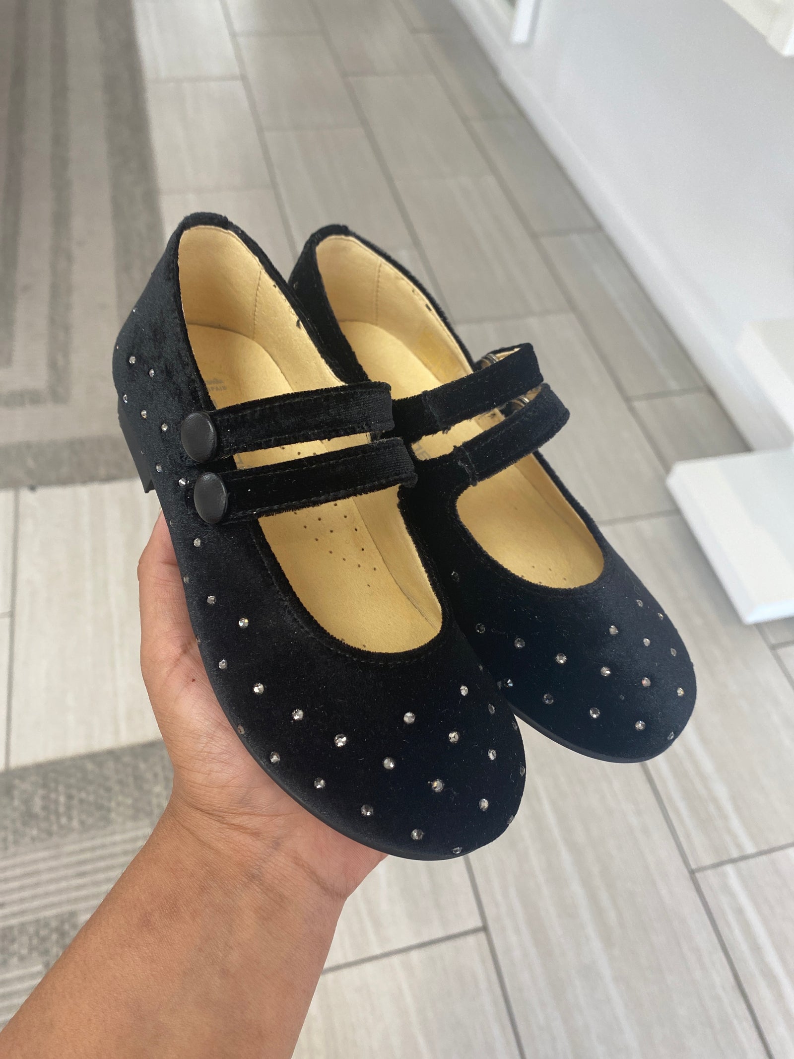 Andanines Black Velvet Double Strap Mary Jane-Tassel Children Shoes