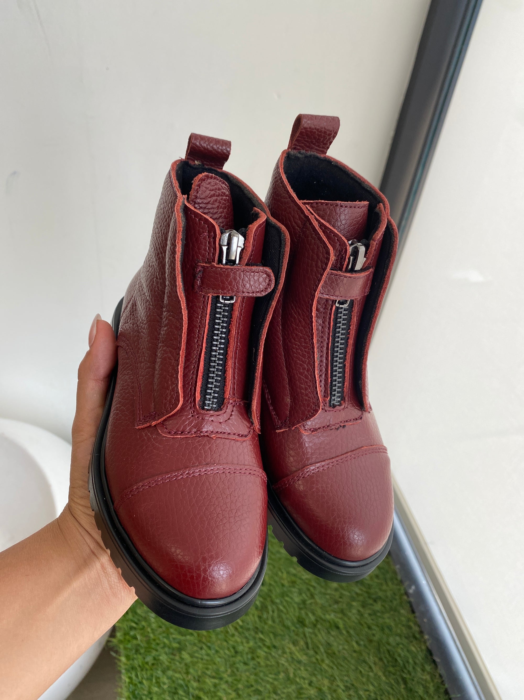 Blublonc Brick Pebbled Zipper Boot-Tassel Children Shoes
