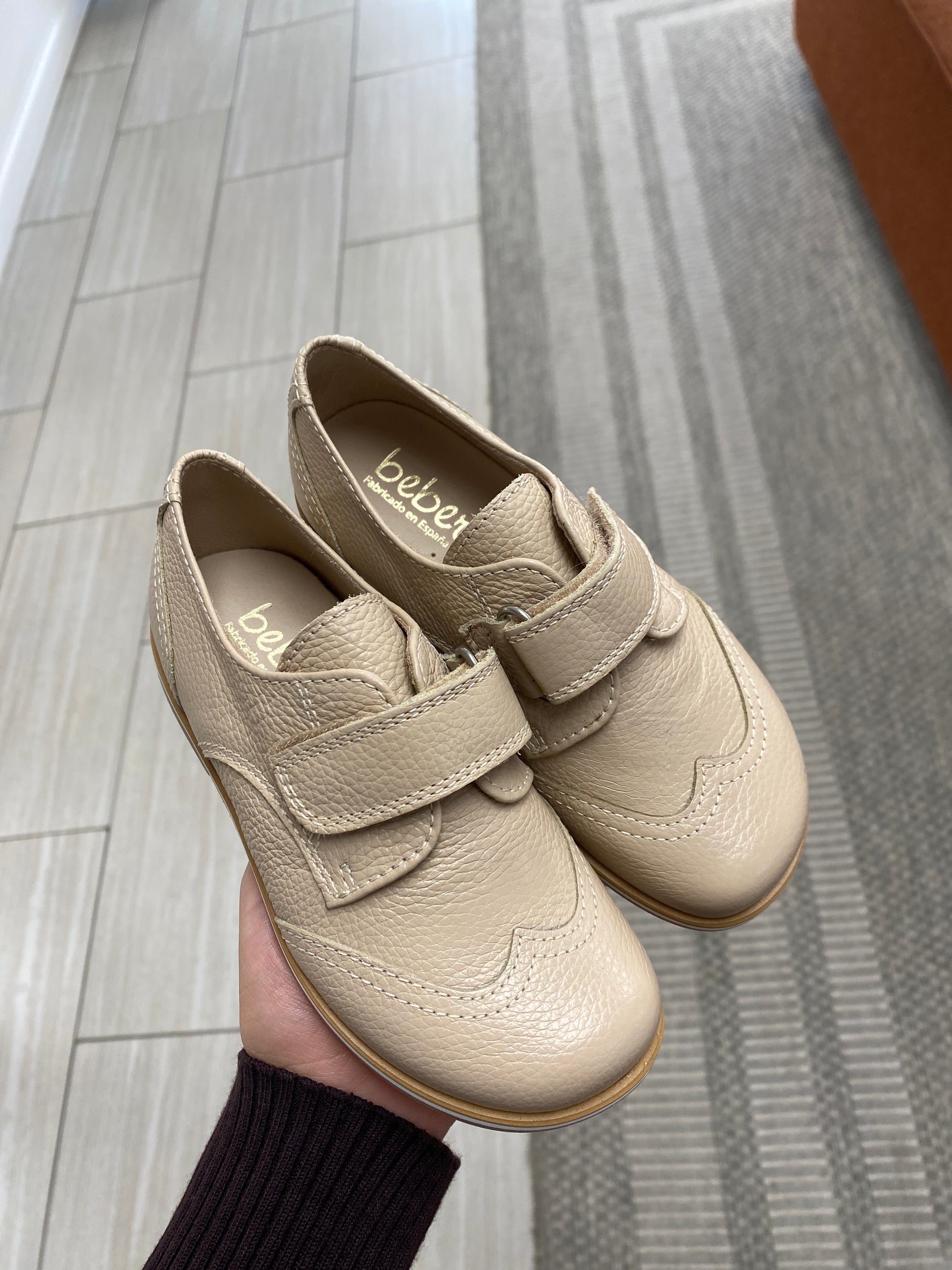 Beberlis Nude Pebbled Wingtip Velcro Shoe-Tassel Children Shoes