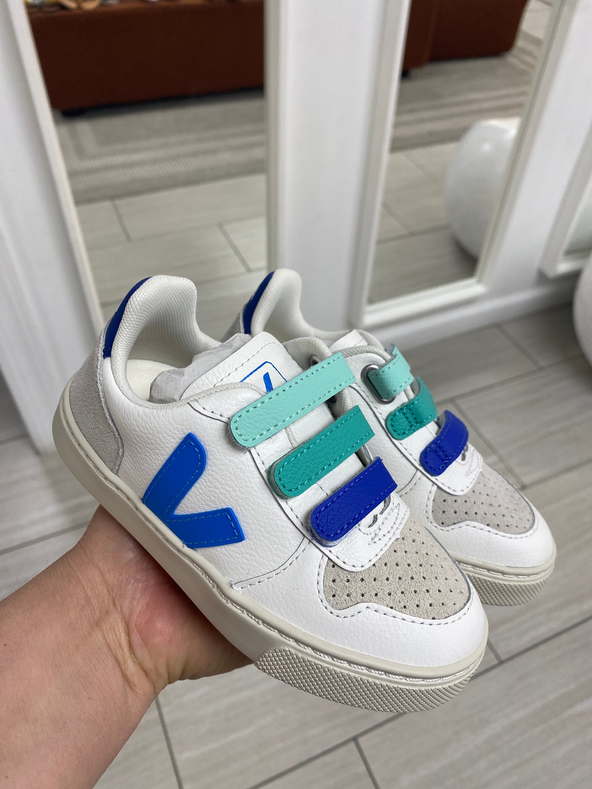 Veja White Egee Velcro Sneaker-Tassel Children Shoes