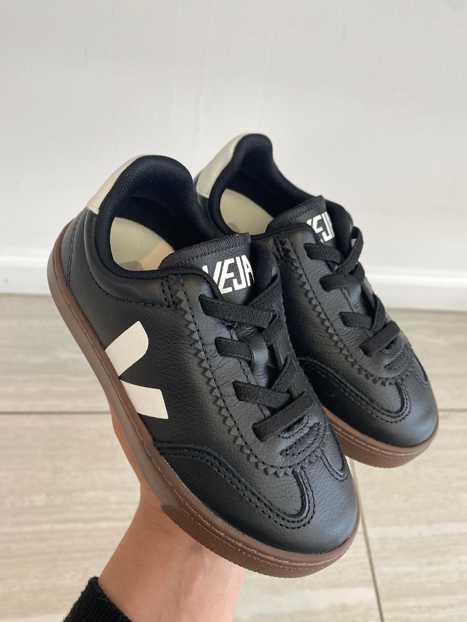 Veja Black White Elastic Sneaker-Tassel Children Shoes