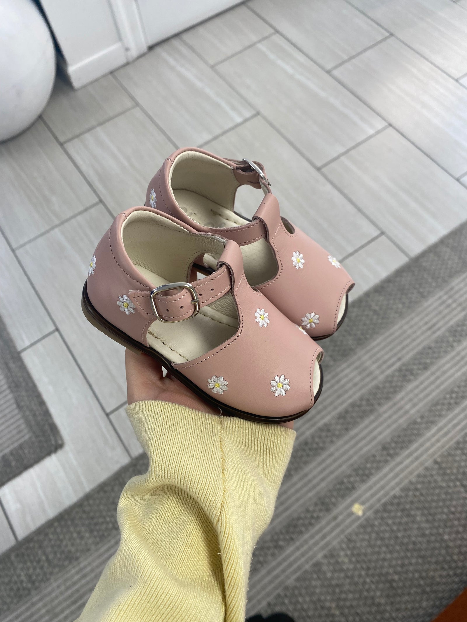 Emel Pink Daisy Baby Sandal-Tassel Children Shoes
