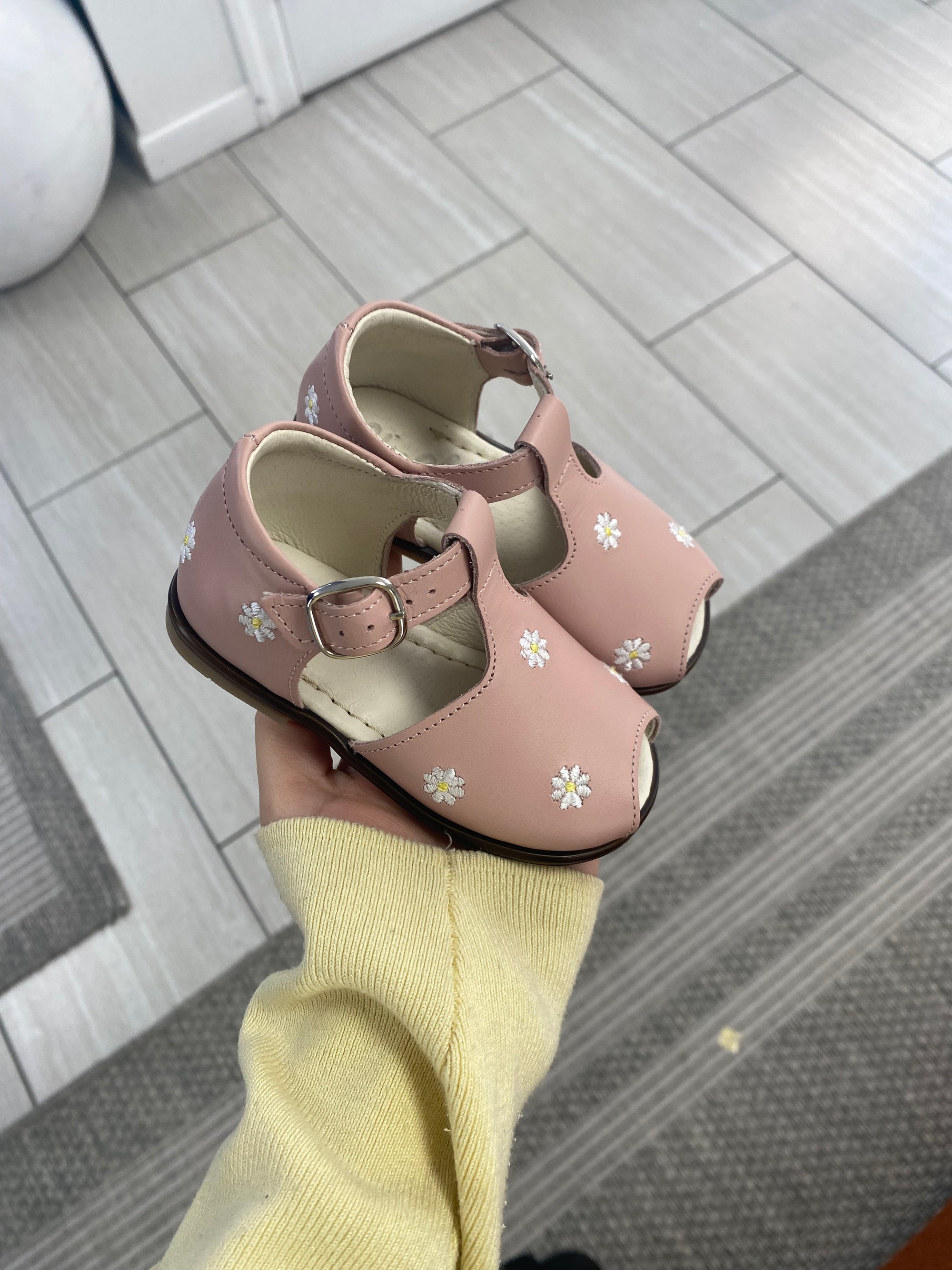 Emel Pink Daisy Baby Sandal-Tassel Children Shoes