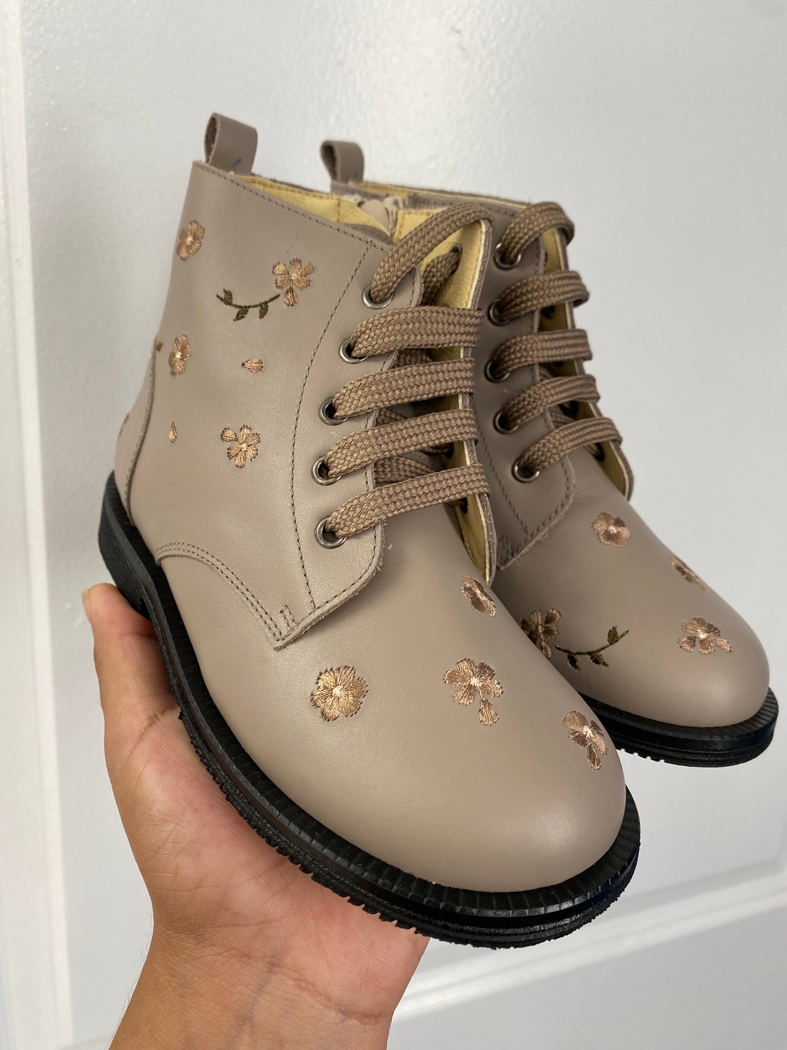 Andanines Taupe Flower Embroidered Boot-Tassel Children Shoes