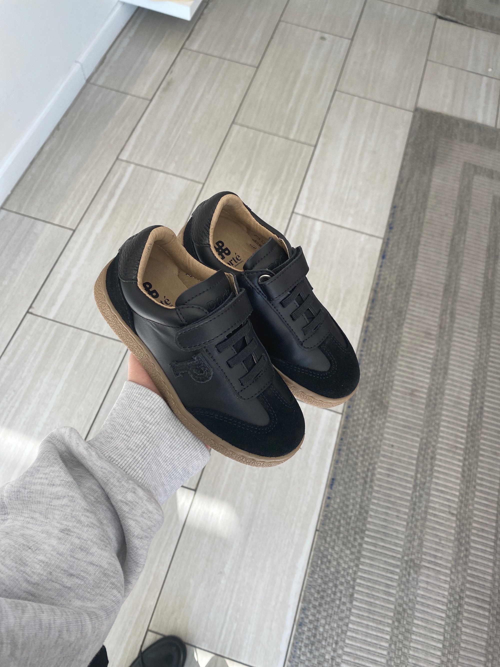 Porte Black P Sneaker-Tassel Children Shoes
