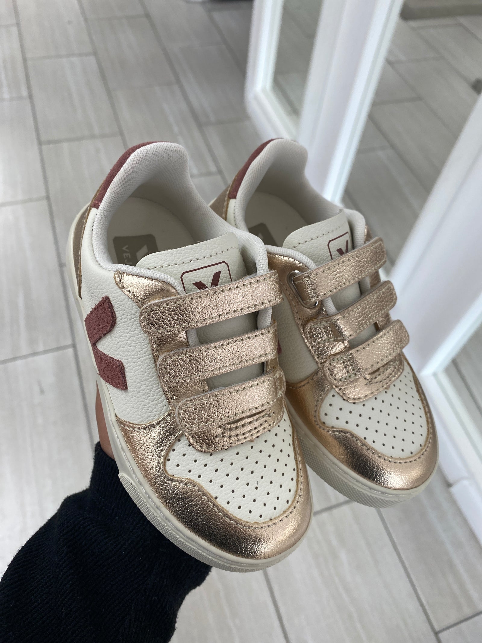 Veja Dried Petale Platine Velcro Sneaker-Tassel Children Shoes