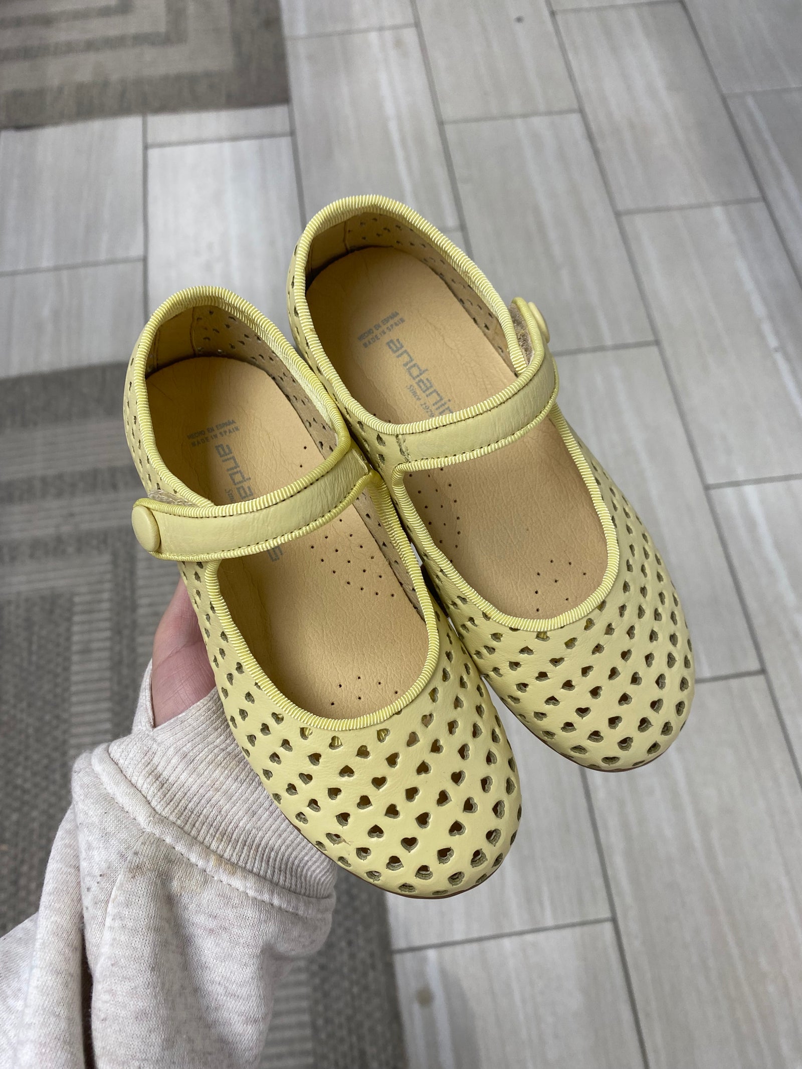 Andanines Lemon Heart Perf Mary Jane-Tassel Children Shoes