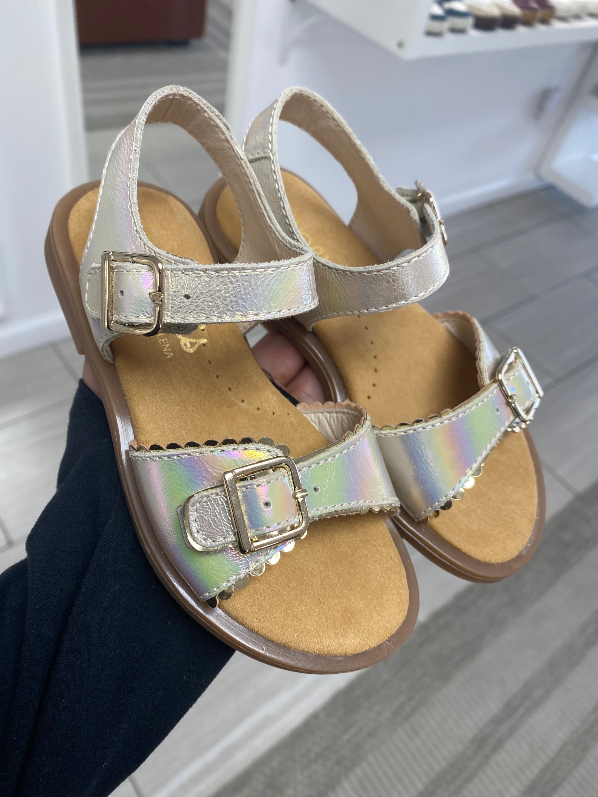 Beberlis Champagne Scalloped Buckle Sandal-Tassel Children Shoes