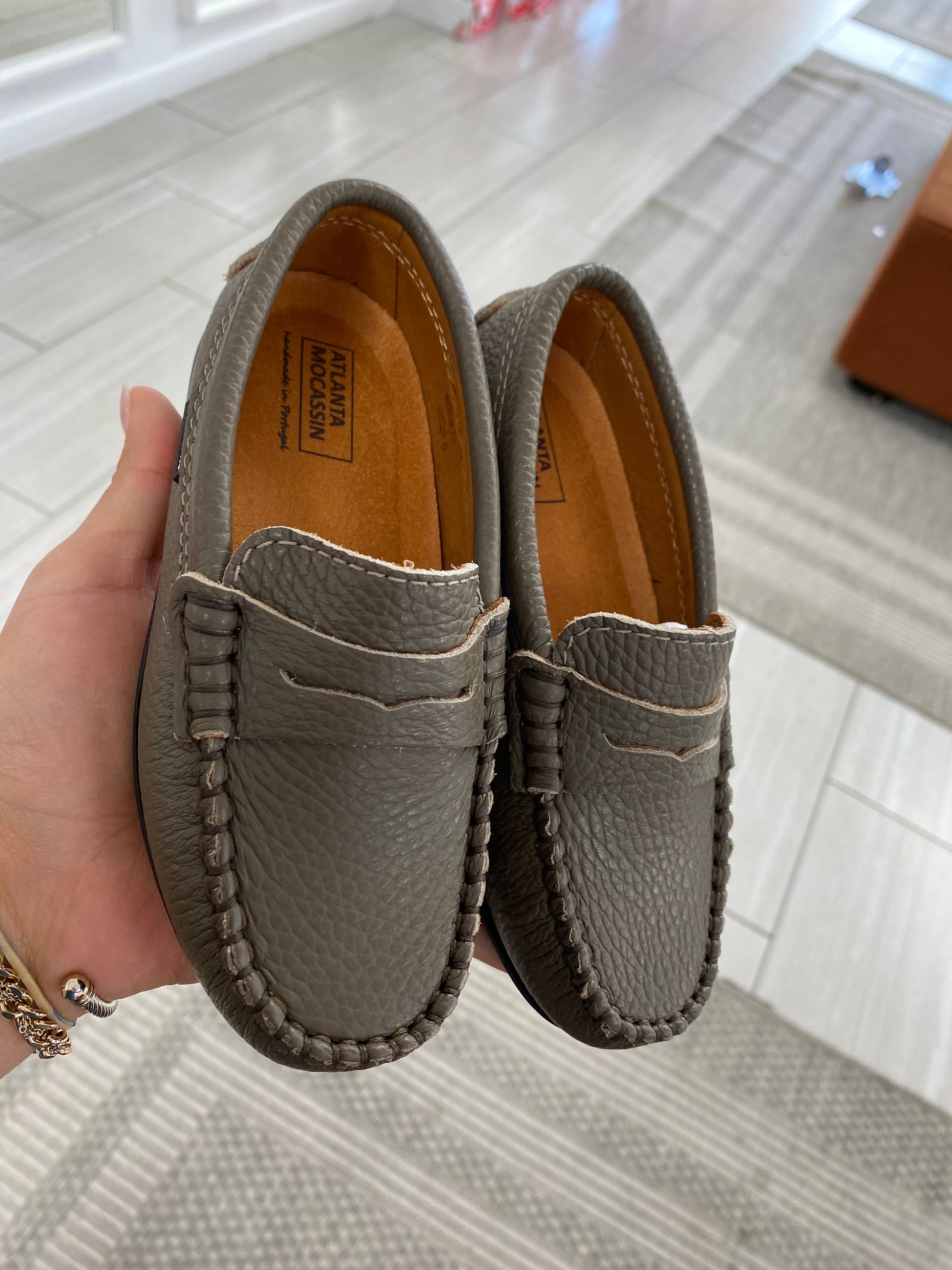 Atlanta Mocassin Taupe Pebbled Penny Loafer