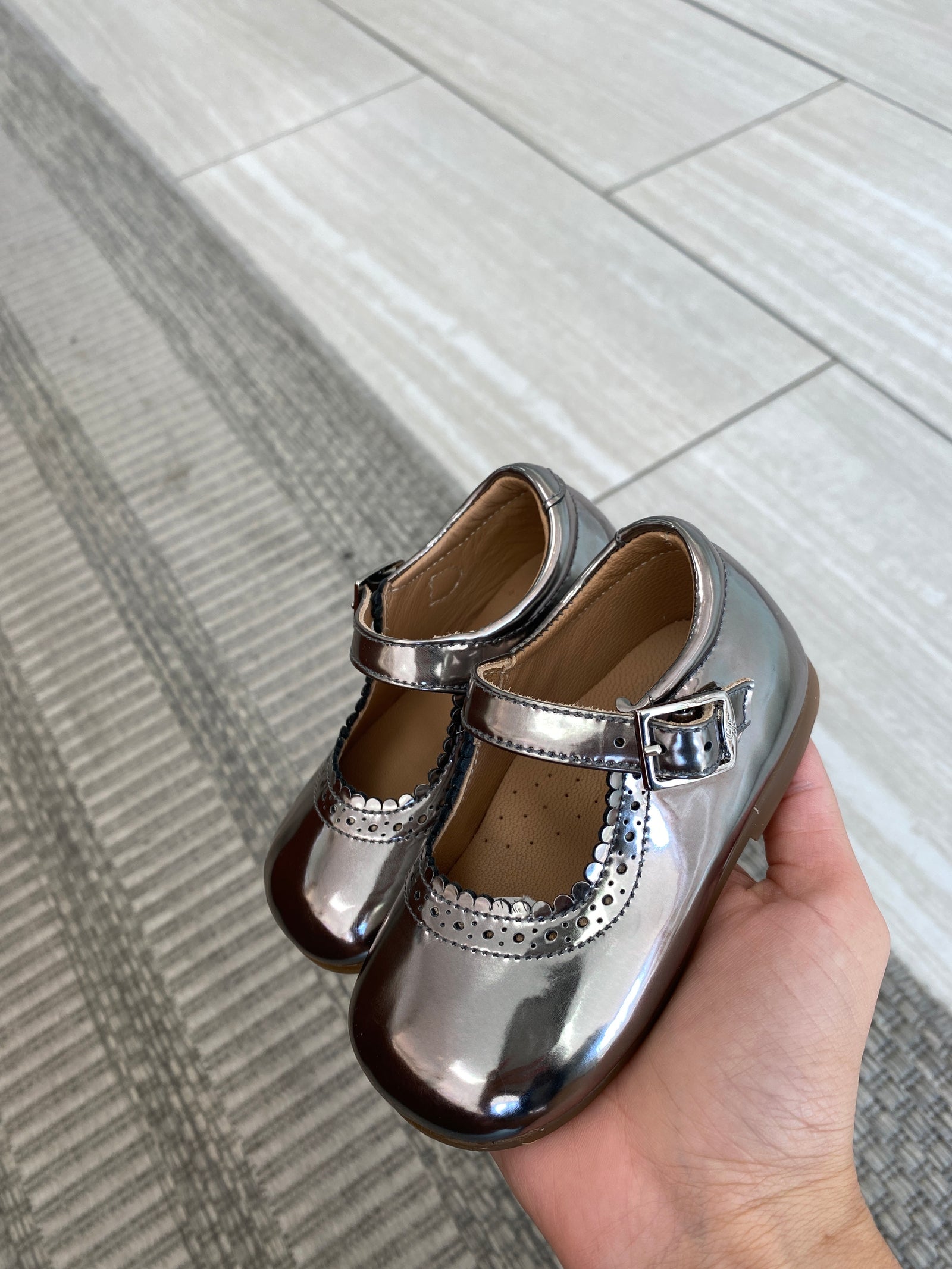 Papanatas Silver Mirror Scalloped Baby Shoe-Tassel Children Shoes