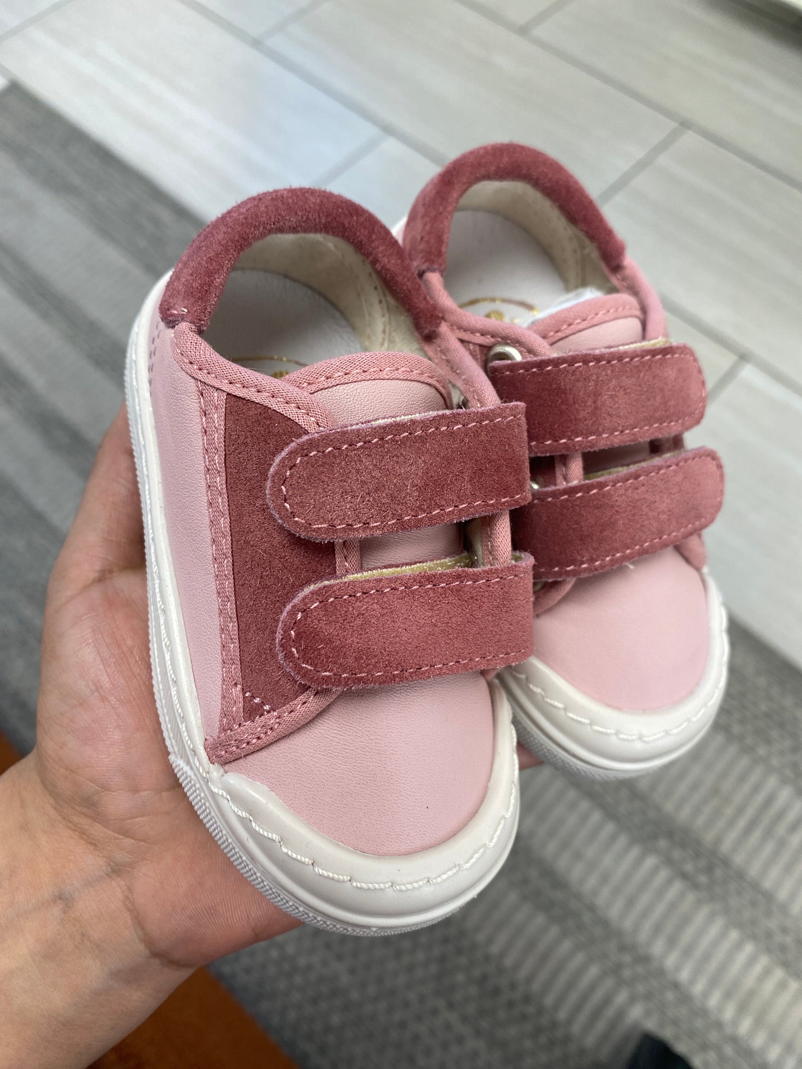 Pepe Rose Velcro Sneaker-Tassel Children Shoes