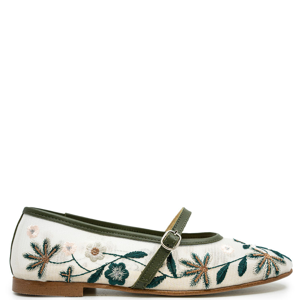 Spain+Co Mesh Floral Embroidered Strap Flat-Tassel Children Shoes