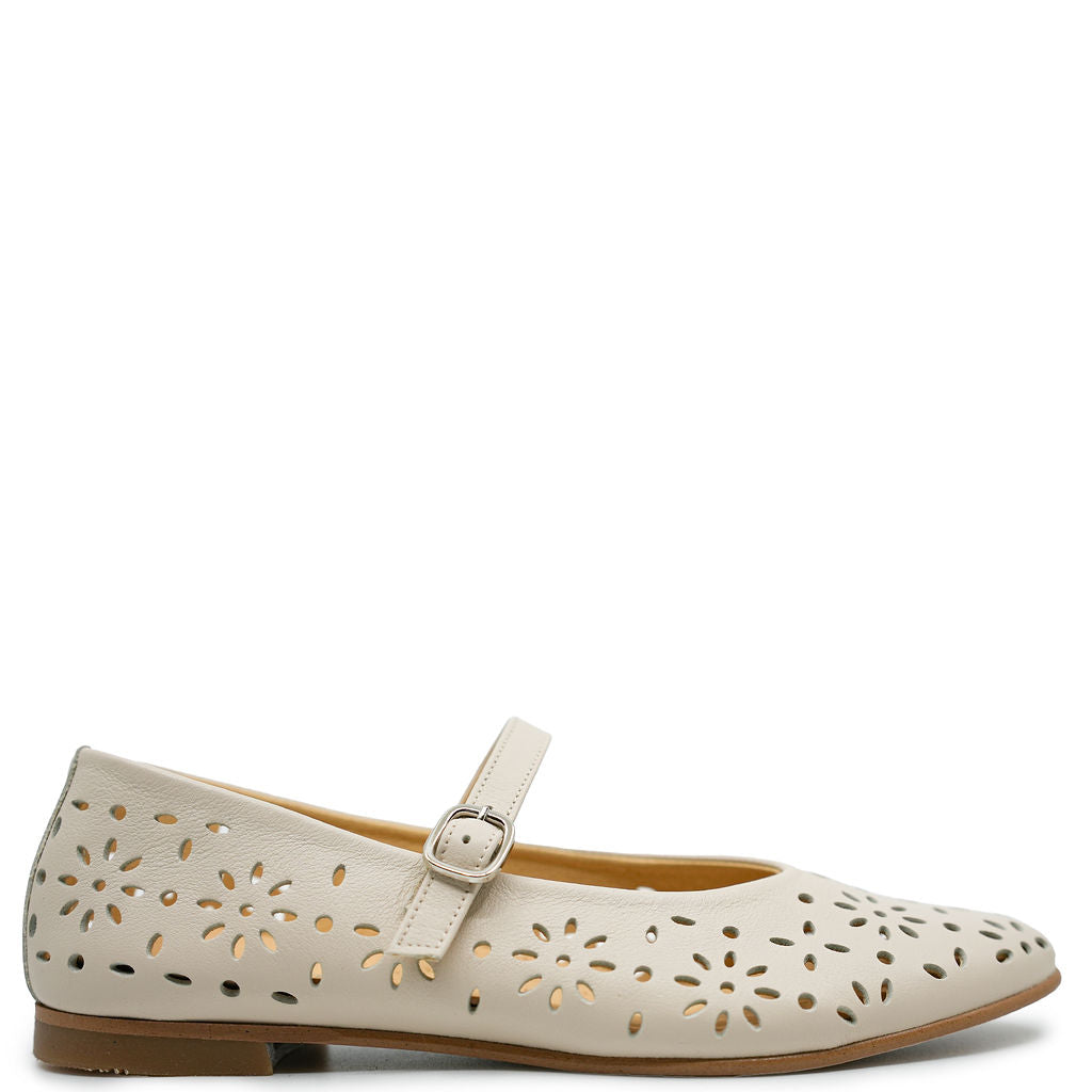 Andanines Beige Laser Cut Pointed Mary Jane-Tassel Children Shoes