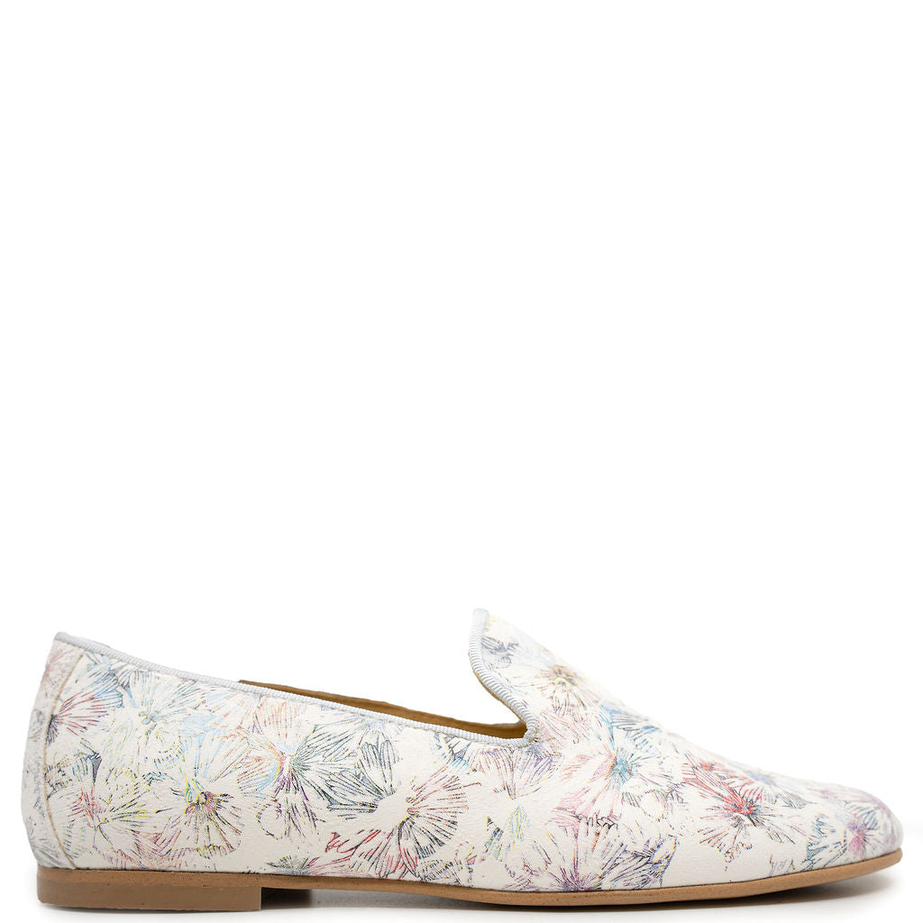 Spain+Co White Flower Smoking Loafer-Tassel Children Shoes