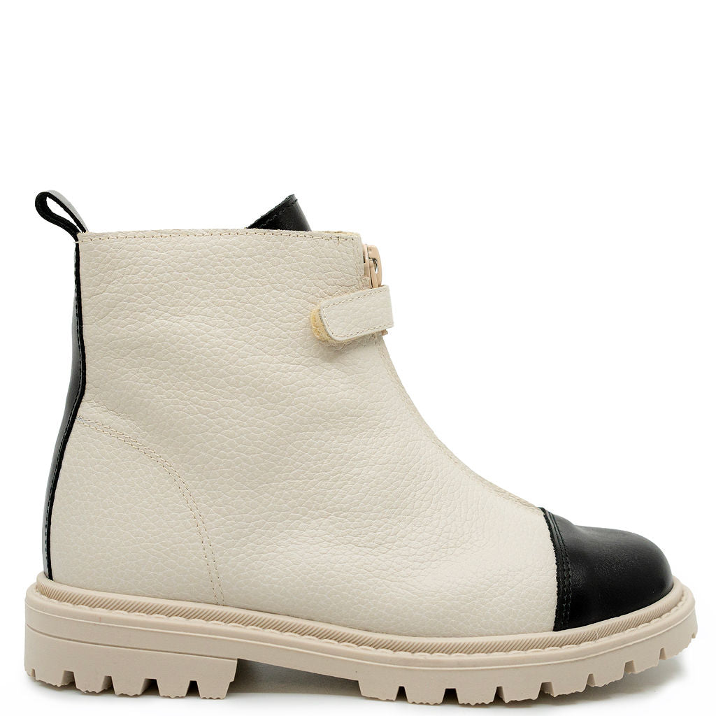 Andanines Cream and Black Captoe Zipper Boot-Tassel Children Shoes