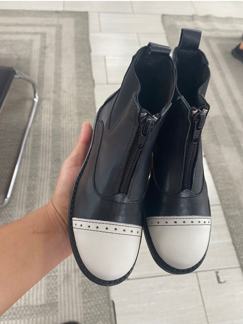 LMDI Black and White Cap Zipper Boot-Tassel Children Shoes