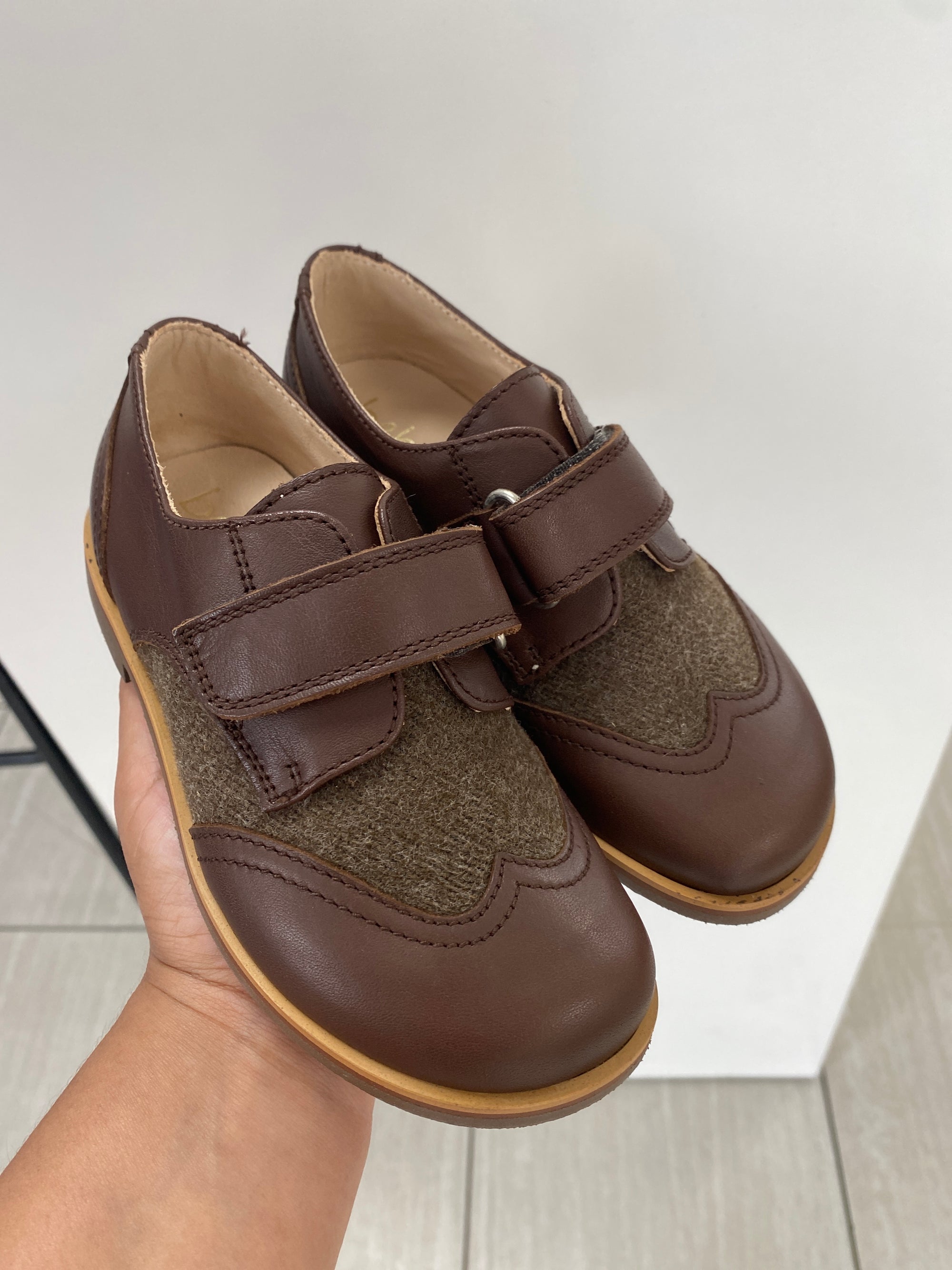 Beberlis Dark Brown Velcro Wingtip-Tassel Children Shoes
