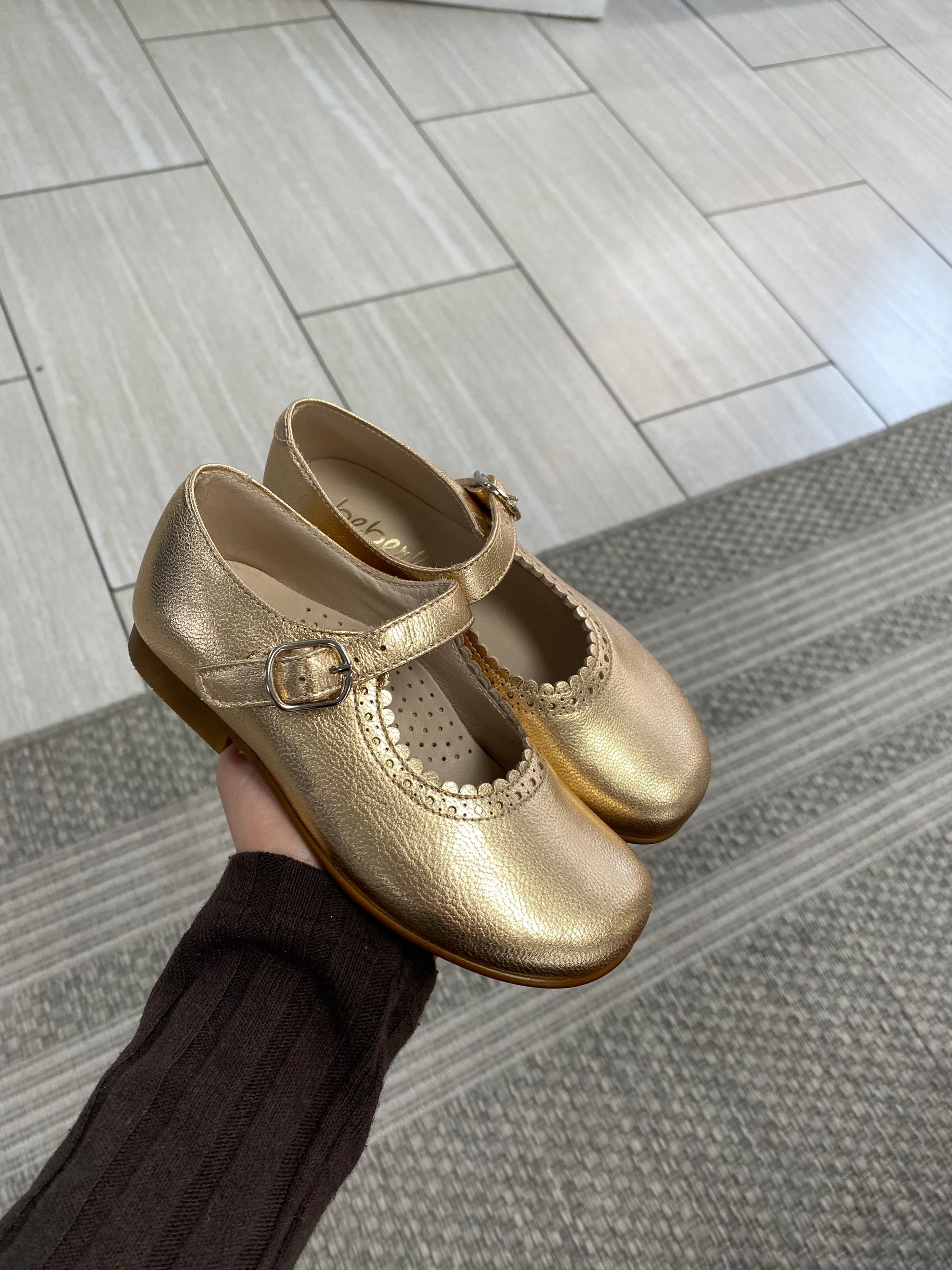 Beberlis Soft Gold Scalloped Mary Jane-Tassel Children Shoes