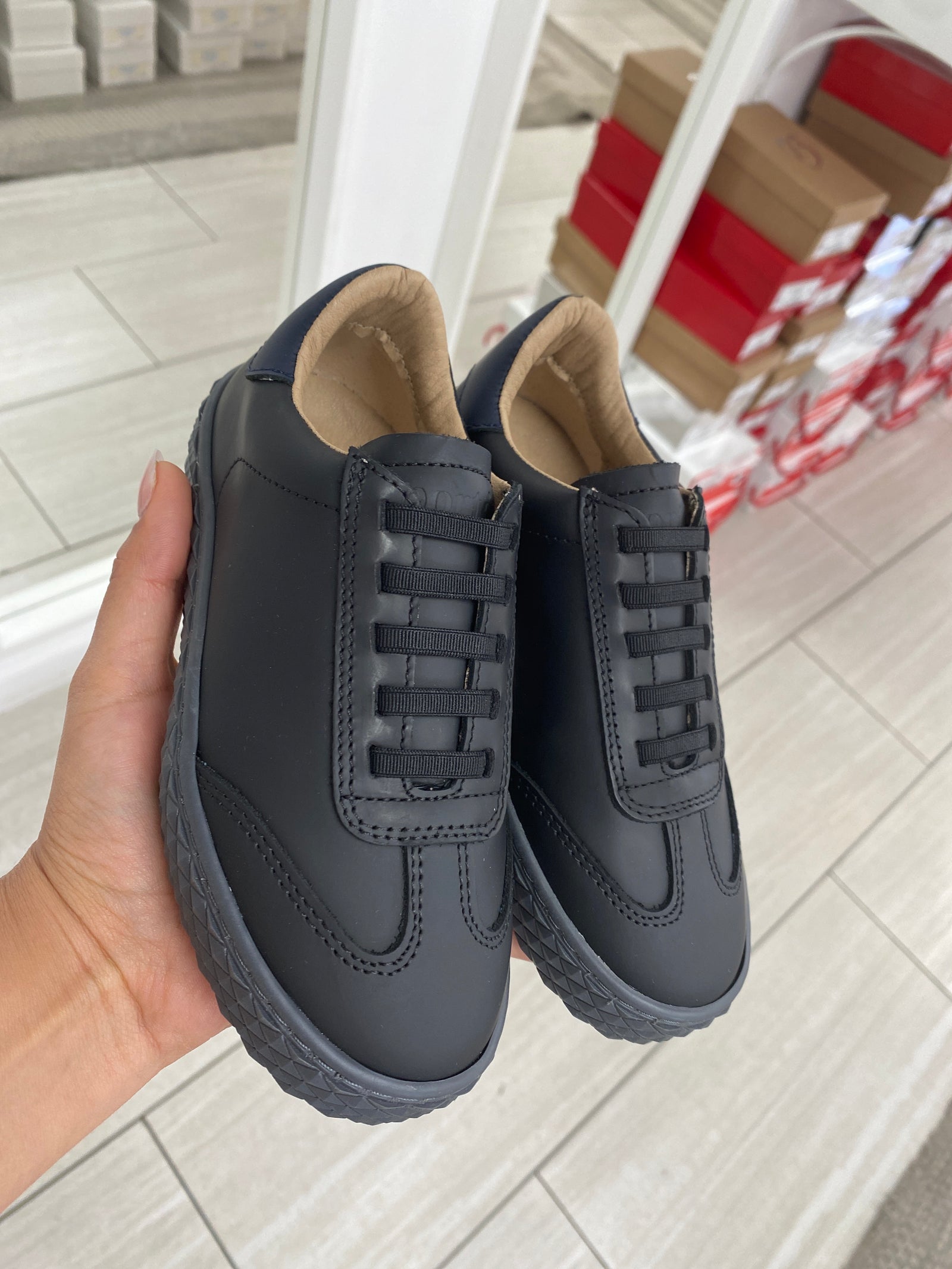 Porte Black Rubber Elastic Sneaker-Tassel Children Shoes
