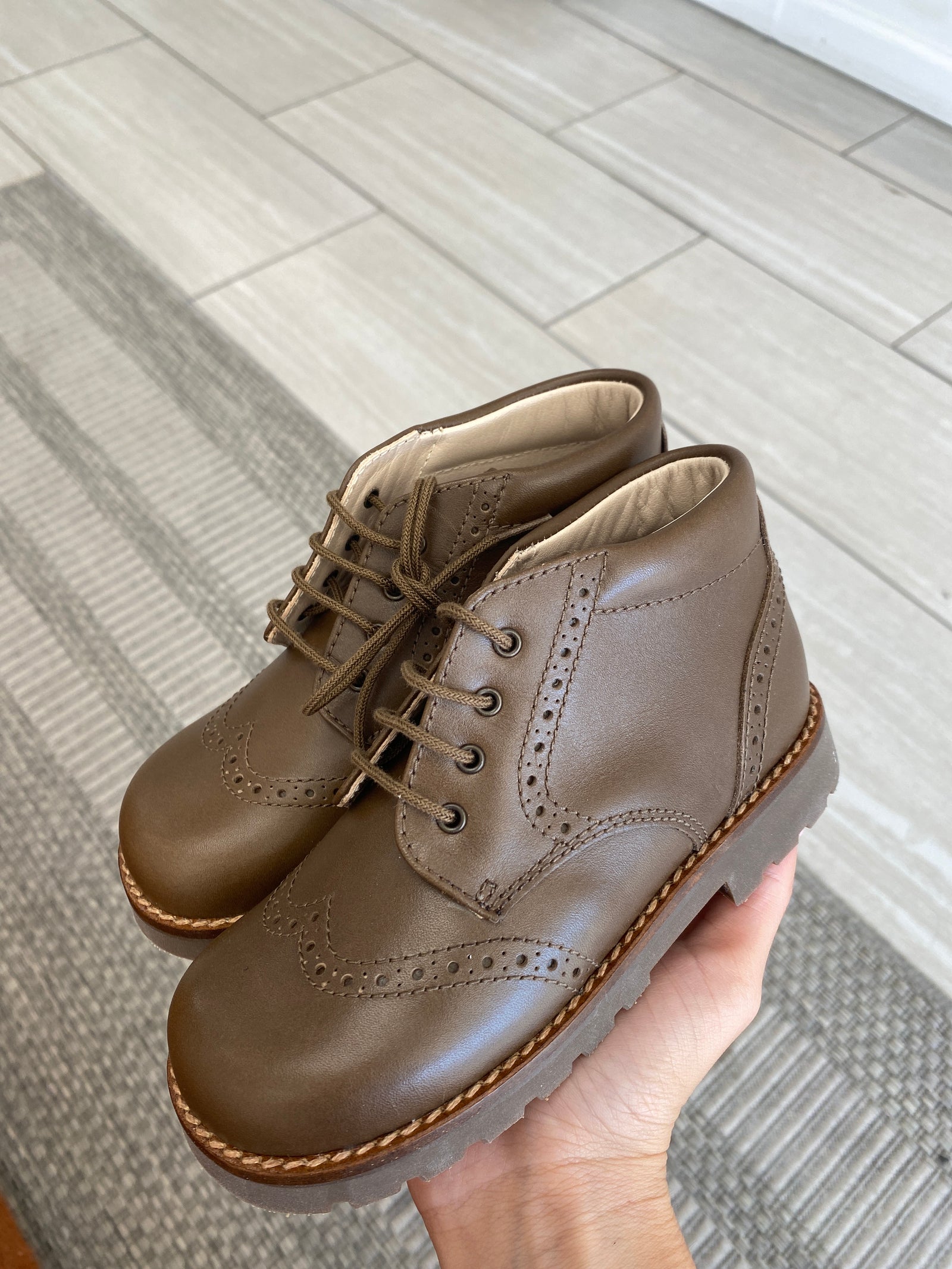 Beberlis Dark Taupe Wingtip Chunky Bootie-Tassel Children Shoes