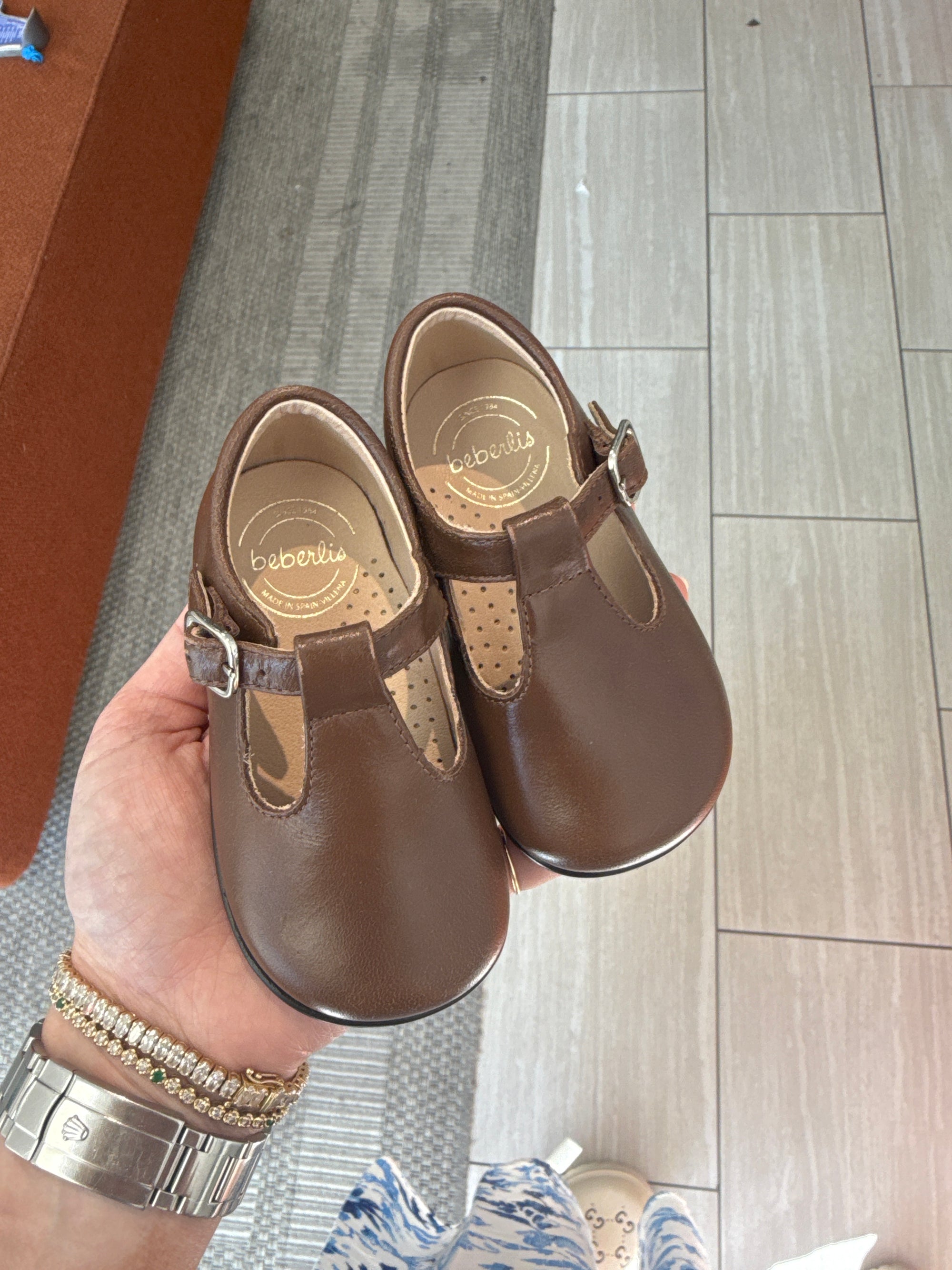 Beberlis Dark Brown Baby T Strap