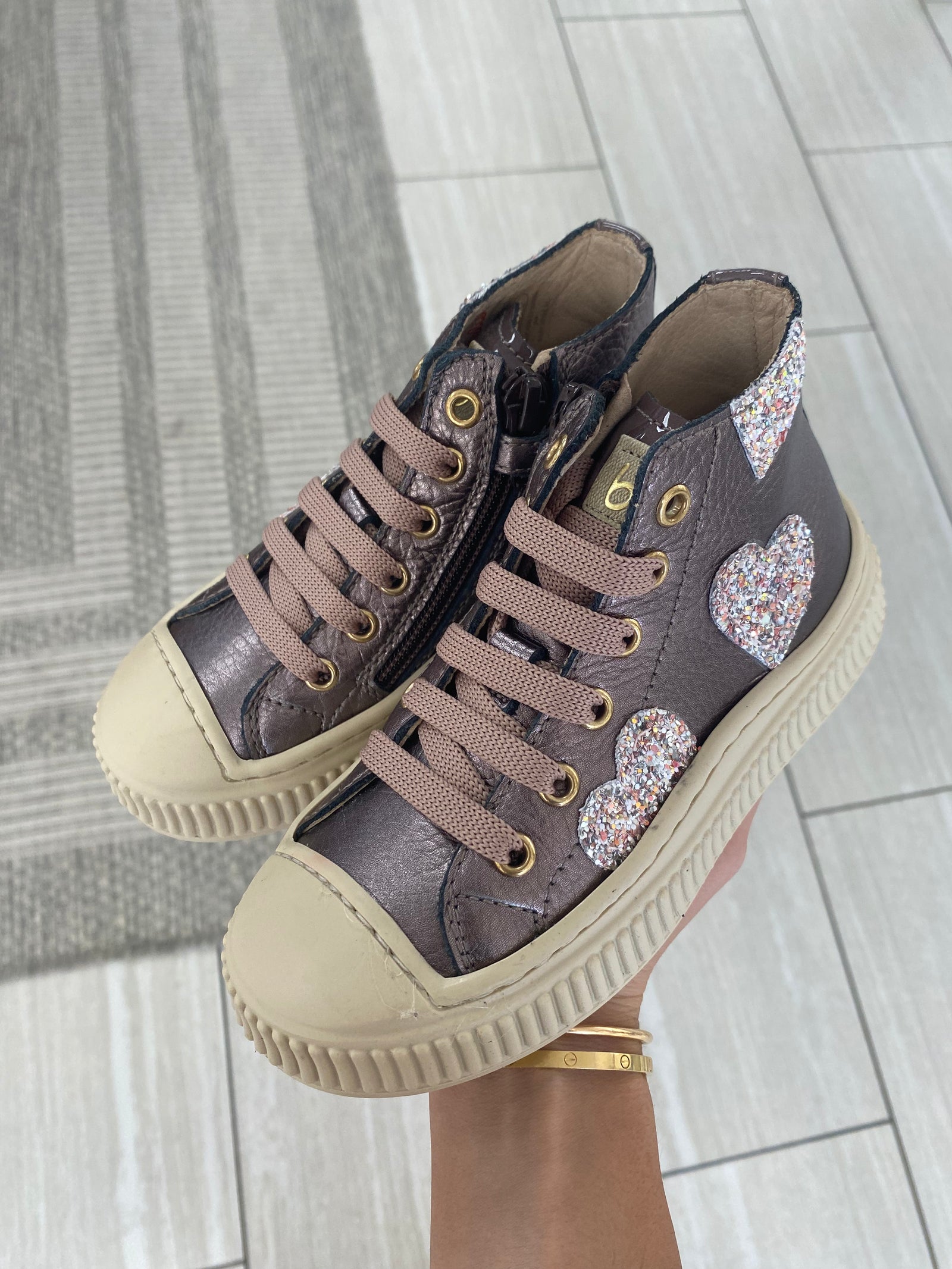 Beberlis Metallic Heart Zipper Sneaker-Tassel Children Shoes