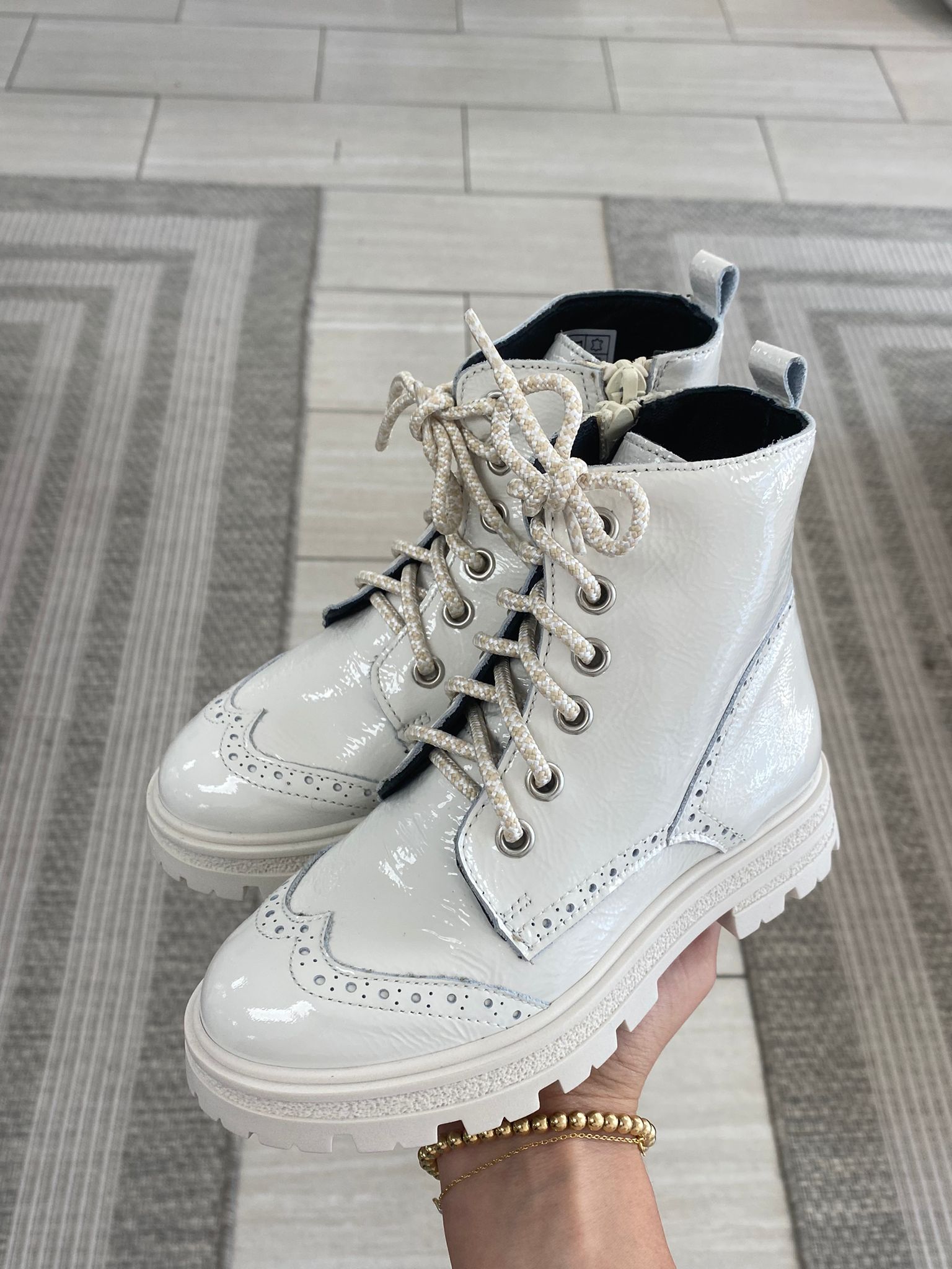 Blublonc Winter White Patent Wingtip Bootie-Tassel Children Shoes