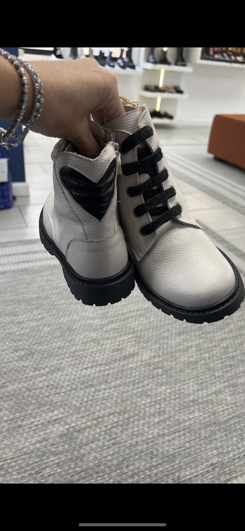 Andanines Ivory Pebbled Heart Bootie-Tassel Children Shoes